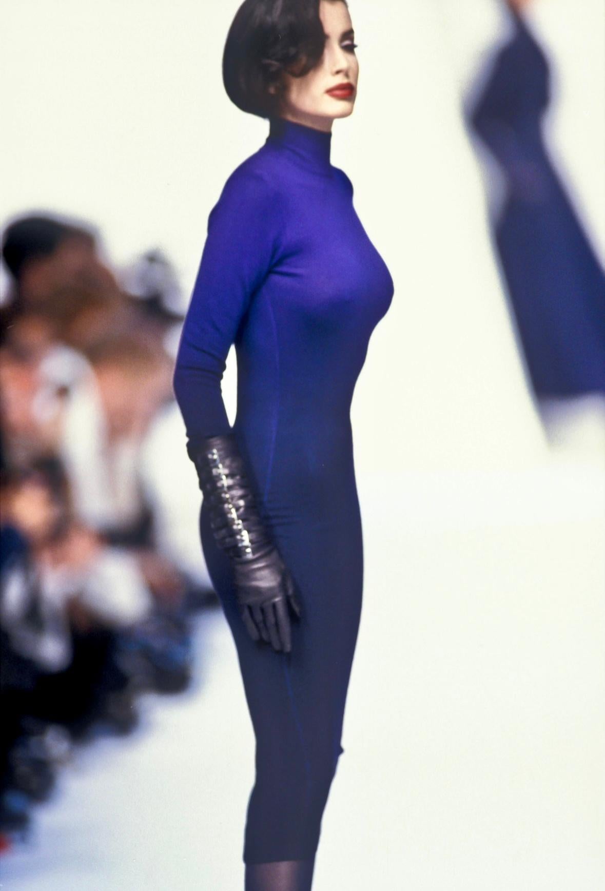 F/W 1992 Claude Montana Runway Ad Indigo Ombré Bodycon Turtleneck Sweater Dress In Good Condition In West Hollywood, CA