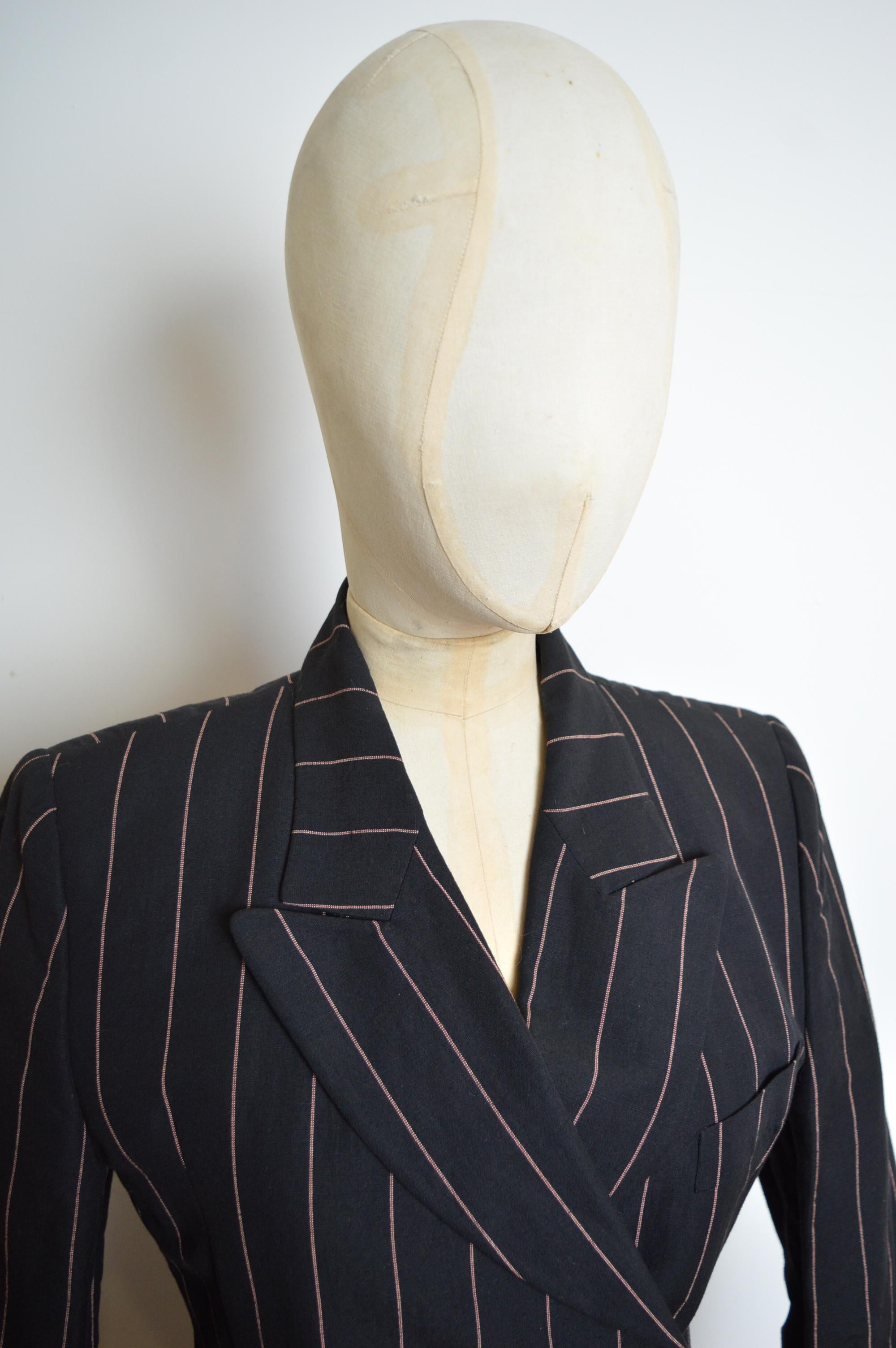 A/I 1992 Dolce & Gabbana Runway Black Pinstripe Tuxedo Jacket & Dress Suit Set in vendita 11
