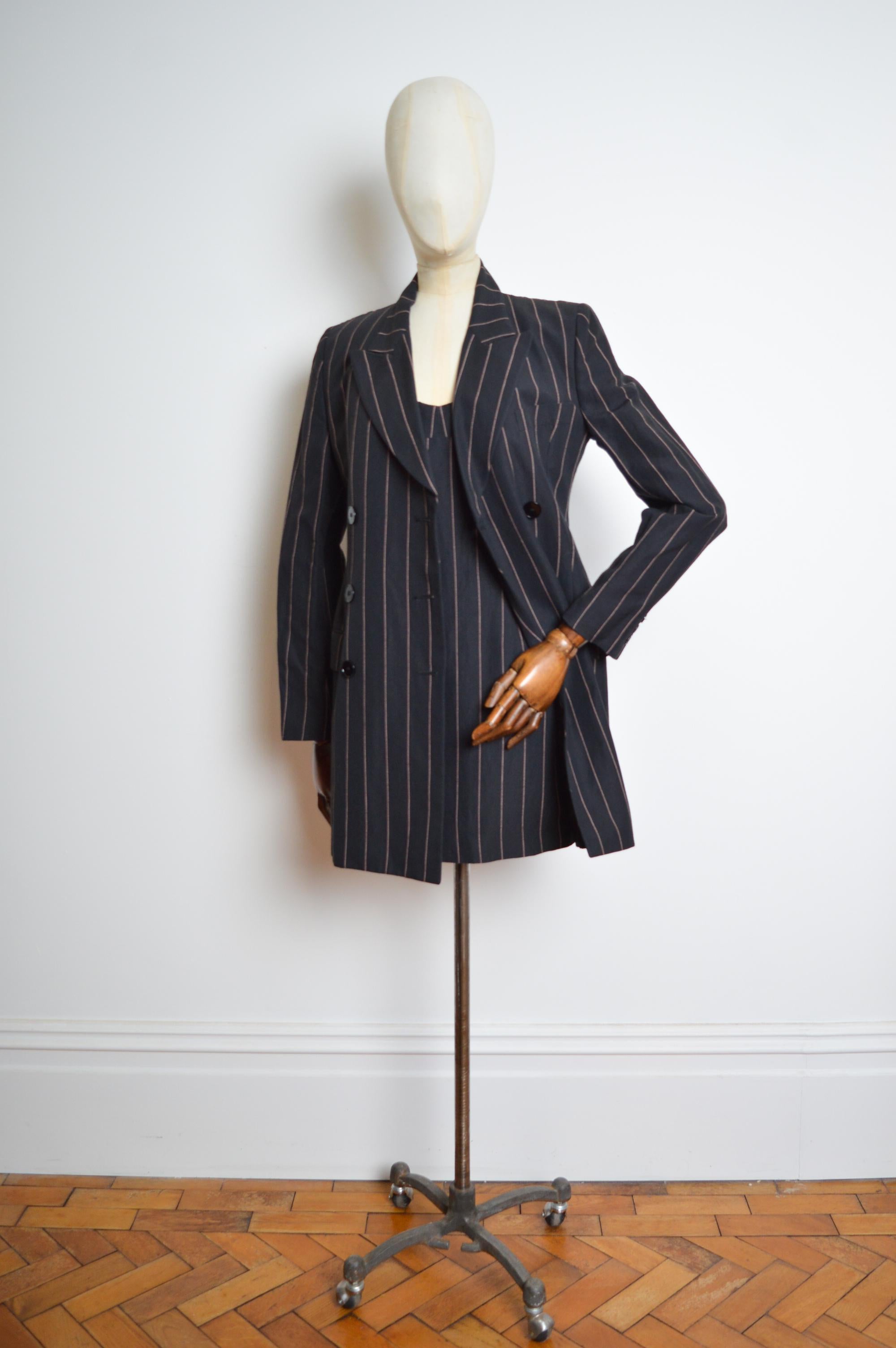 A/I 1992 Dolce & Gabbana Runway Black Pinstripe Tuxedo Jacket & Dress Suit Set in vendita 3