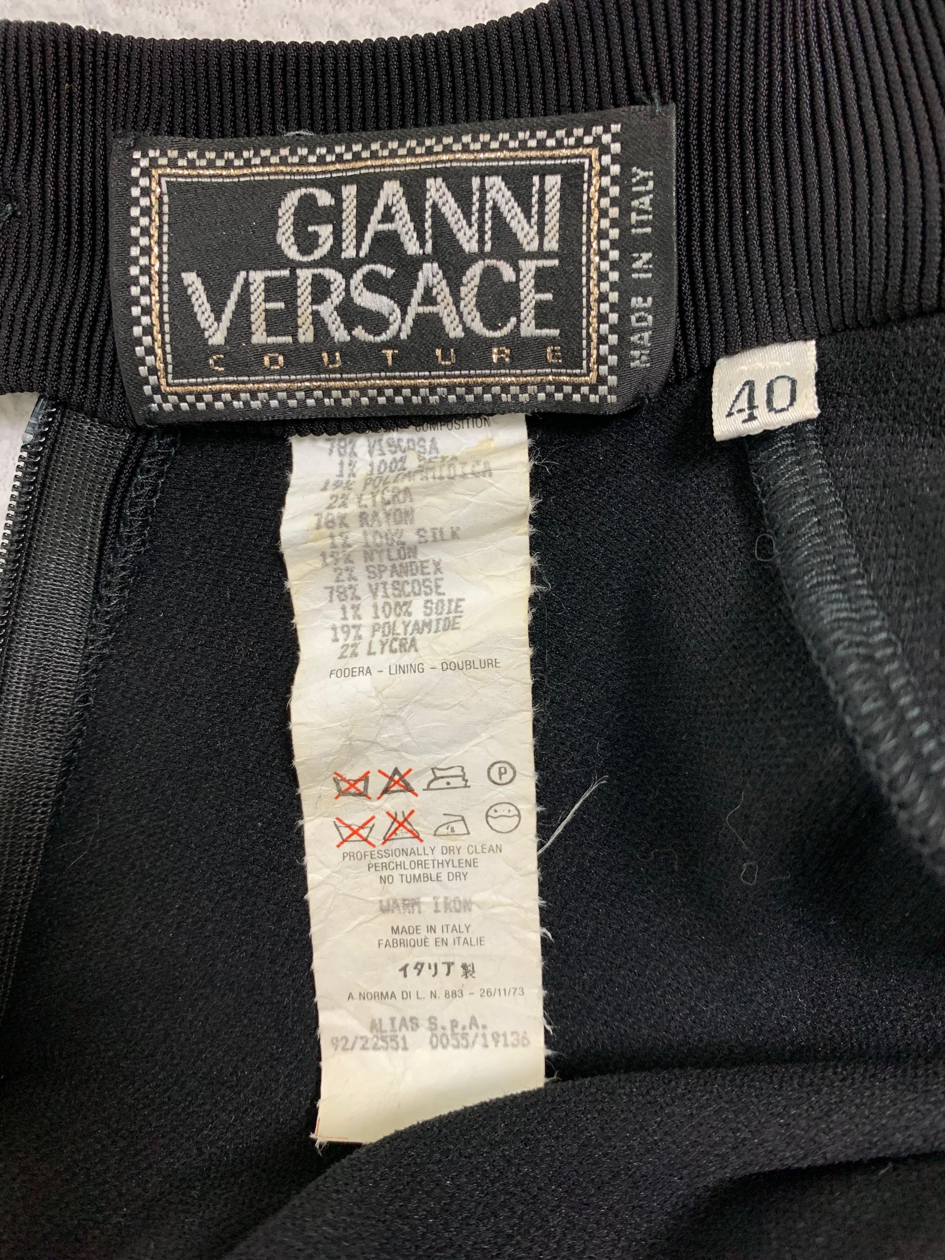 F/W 1992 Gianni Versace Bondage Black Buckles Bodycon Stretch Wiggle Dress In Good Condition In Yukon, OK