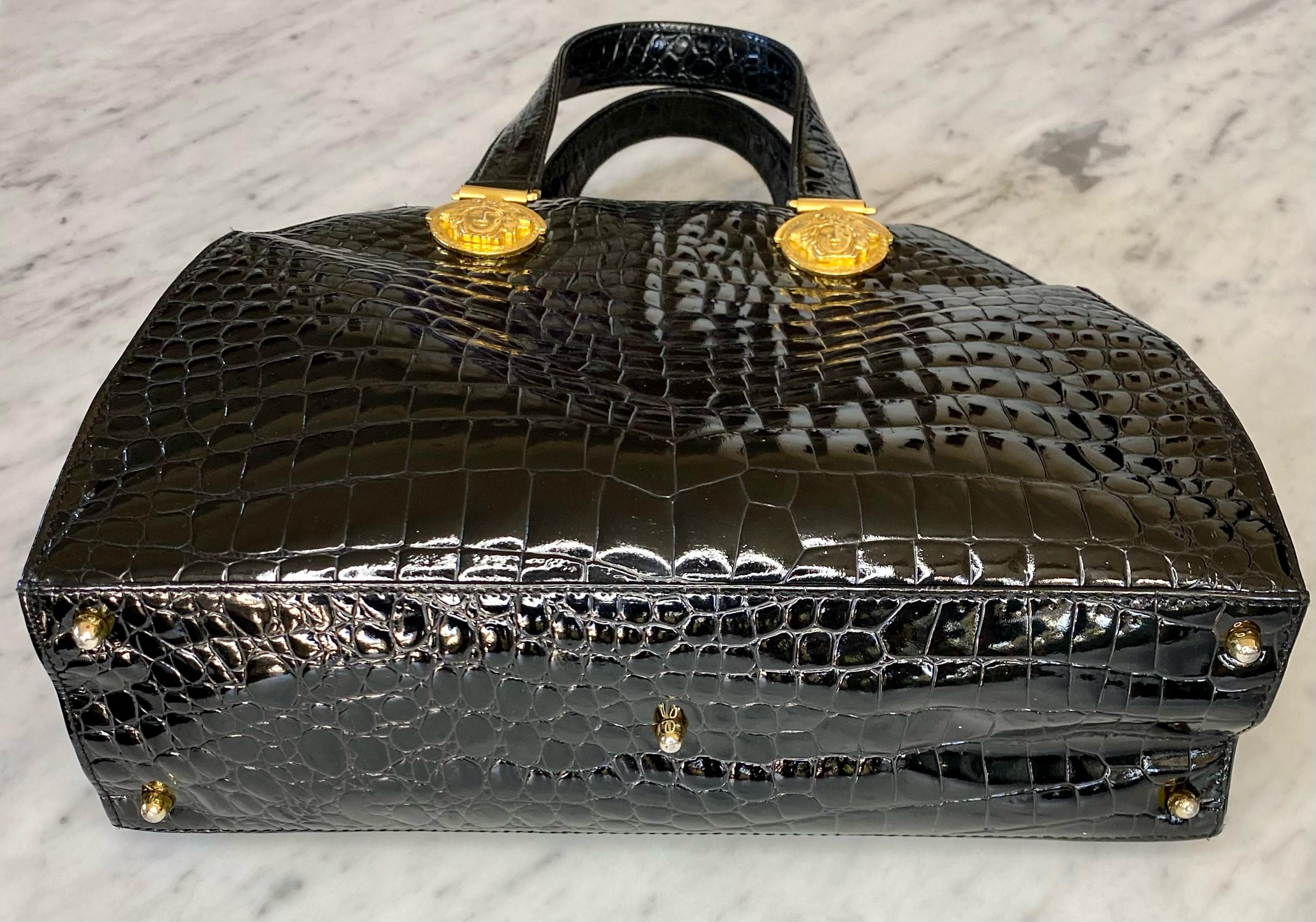 croc black tote bag