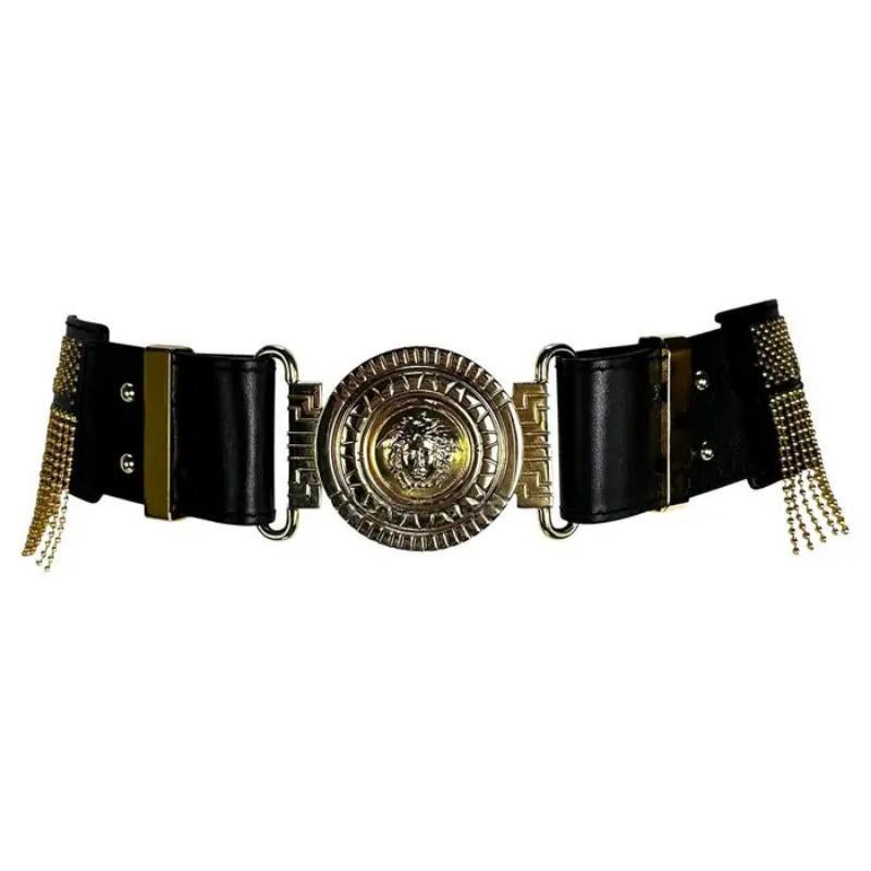H/W 1992 Gianni Versace „Miss S&M“ Medusa Bondage Goldkette Fransen Großer Gürtel