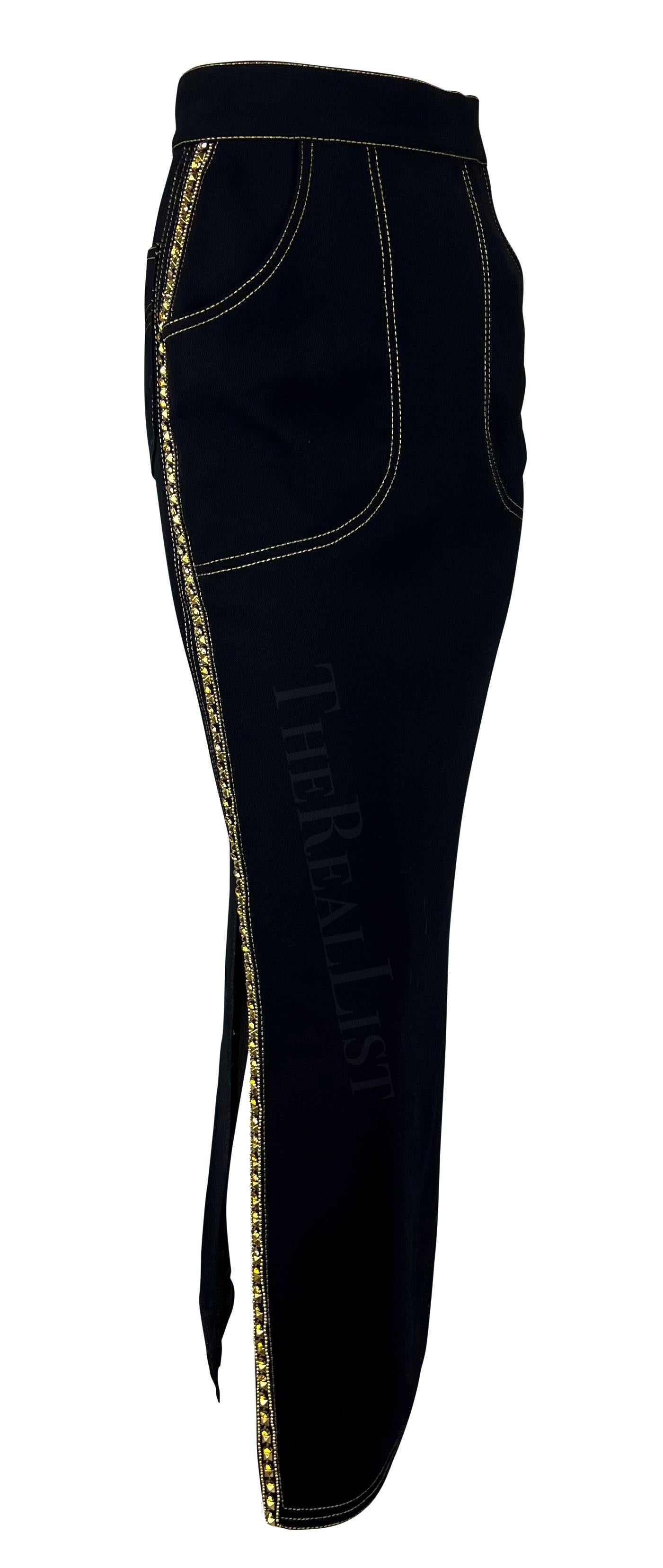 A/H 1992 - Gianni Versace Runway - Jupe longue fendue avec strass et fente dorée  en vente 6
