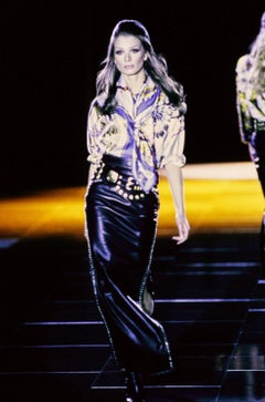 F/W 1992 Gianni Versace Runway 'Miss S&M' Black Leather Rhinestone Maxi Skirt (Jupe longue en cuir noir et strass)
