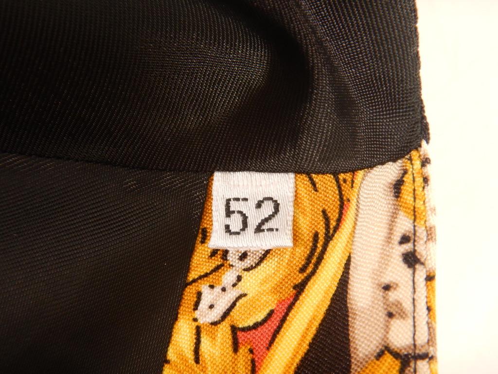 Gilet in seta con stampa arabescata Gianni Versace A/I 1992 Uomo in vendita 1