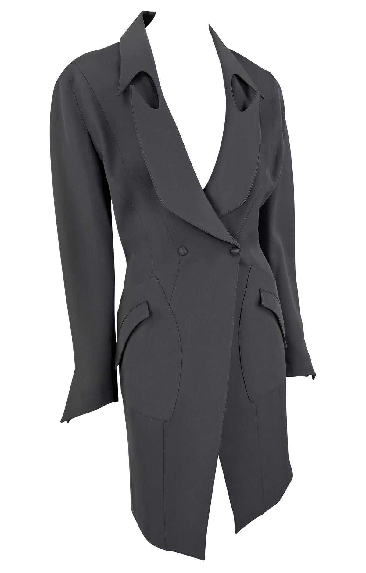 F/W 1992 Thierry Mugler Documented Sculpted Panel Grey Wool Coat Dress For Sale 4