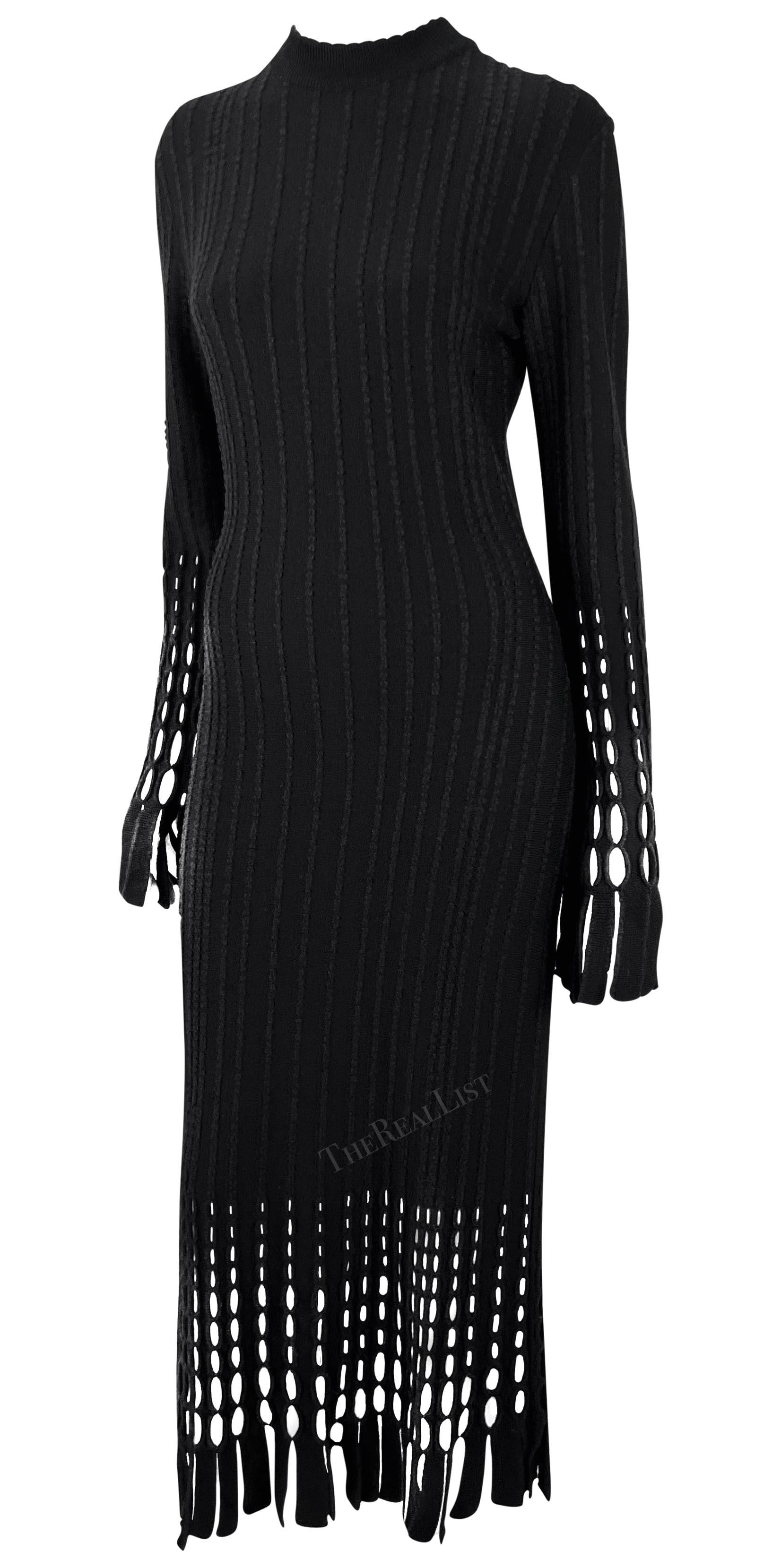 F/W 1993 Azzedine Alaïa Black Eyelet Fringe Knit Bodycon Full-Length Dress For Sale 5