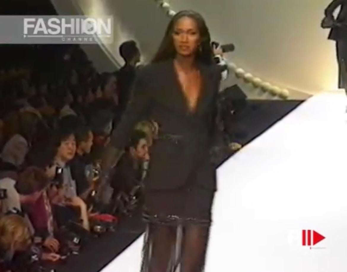 F/W 1993 Christian Dior by Gianfranco Ferré Runway Black Bead Sequin Skirt Suit (tailleur jupe à paillettes) en vente 1