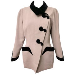 F/W 1993 Thierry Mugler Cream Wool Black Velvet Trim Runway Jacket