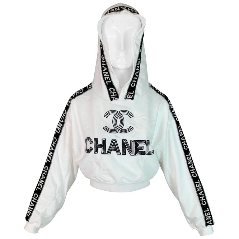 F/W 1994 Chanel White Logo Cropped Hoodie Sweatshirt For Sale at 1stDibs |  chanel hoodie, chanel cropped sweatshirt, chanel sweatshirt