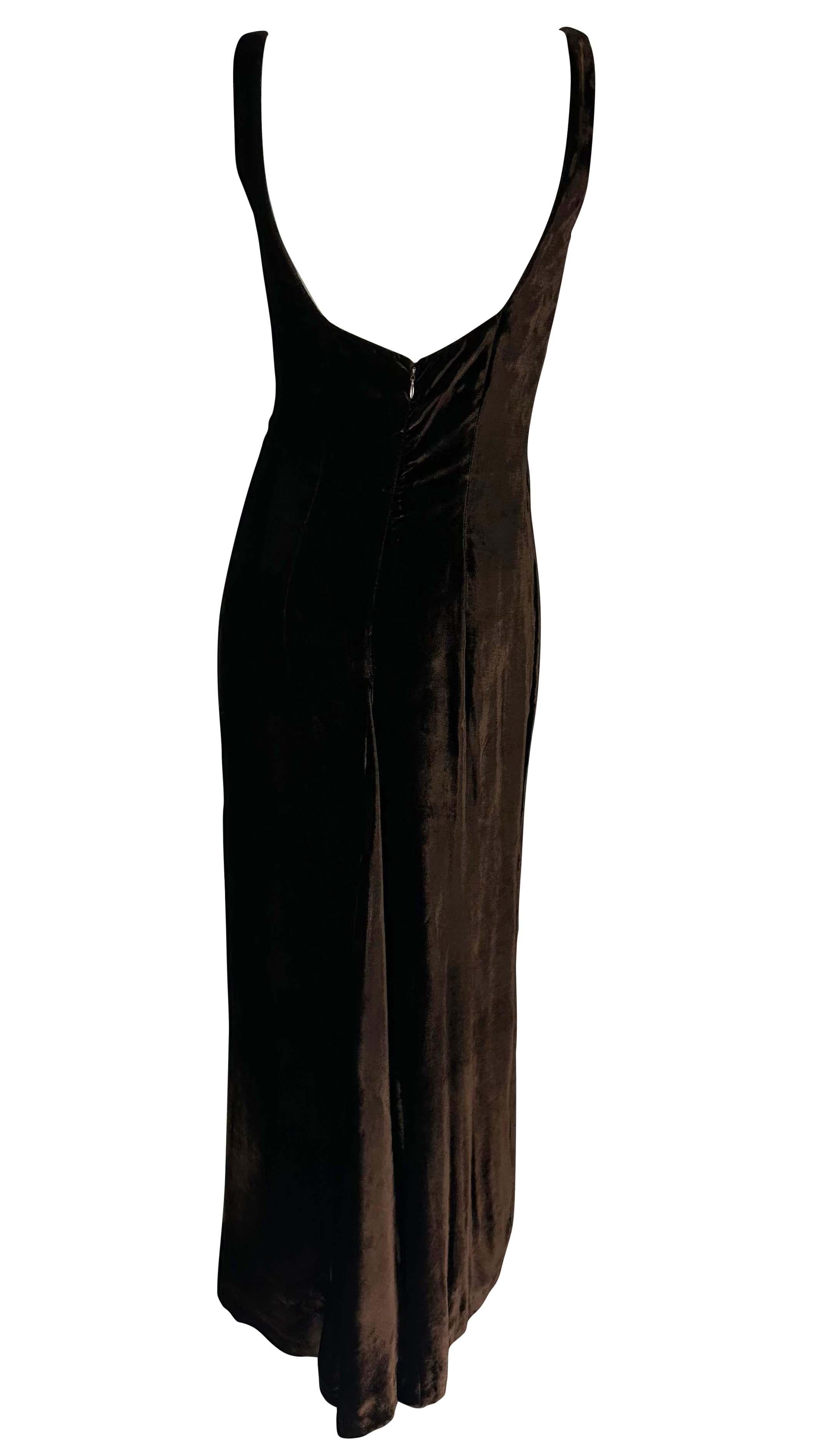 F/W 1994 Dolce & Gabbana Runway Velvet Brown Viscose Maxi Flare Evening Gown en vente 3