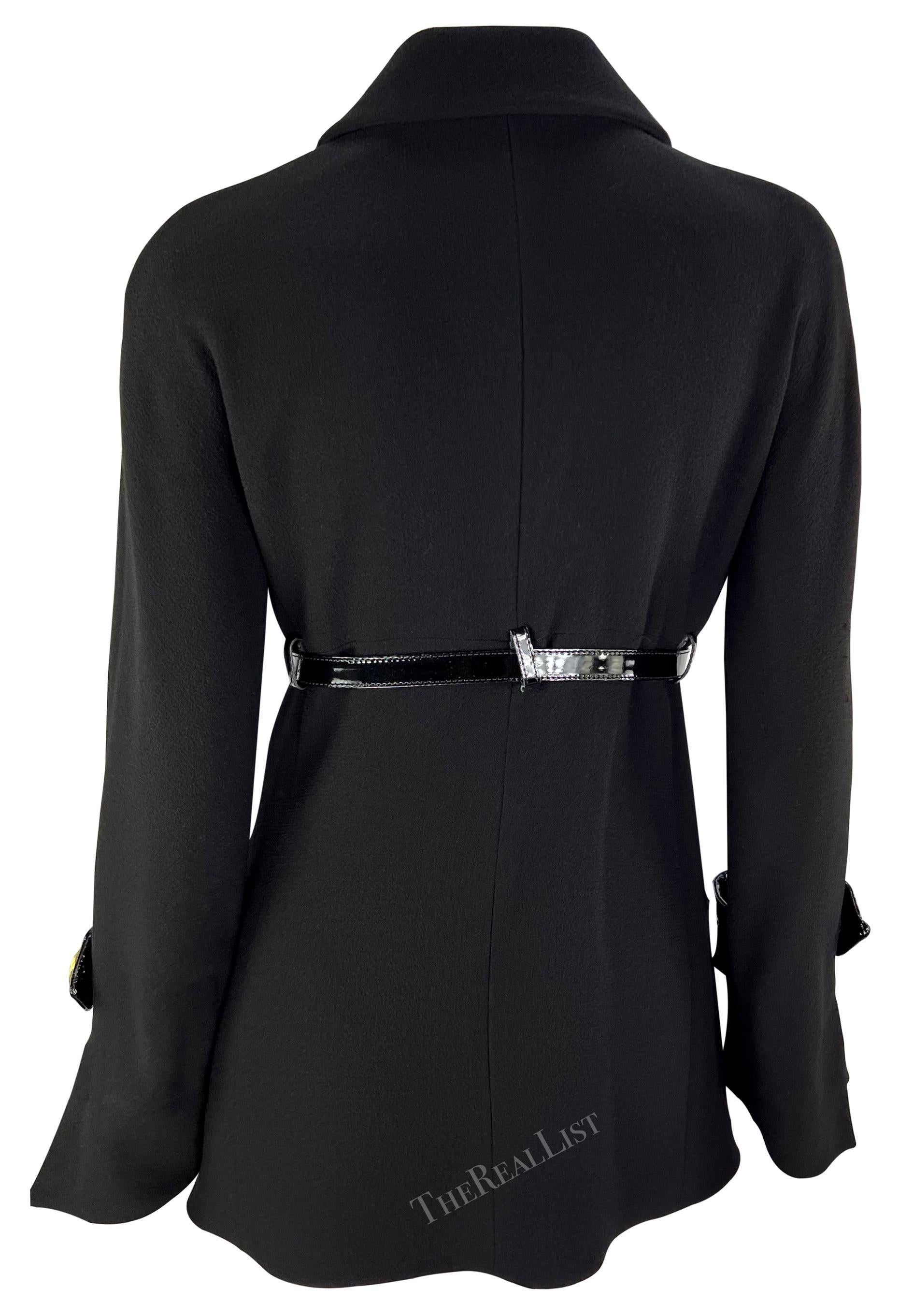 Donna A/I 1994 Gianni Versace Cintura in vernice nera Giacca Medusa oro in vendita