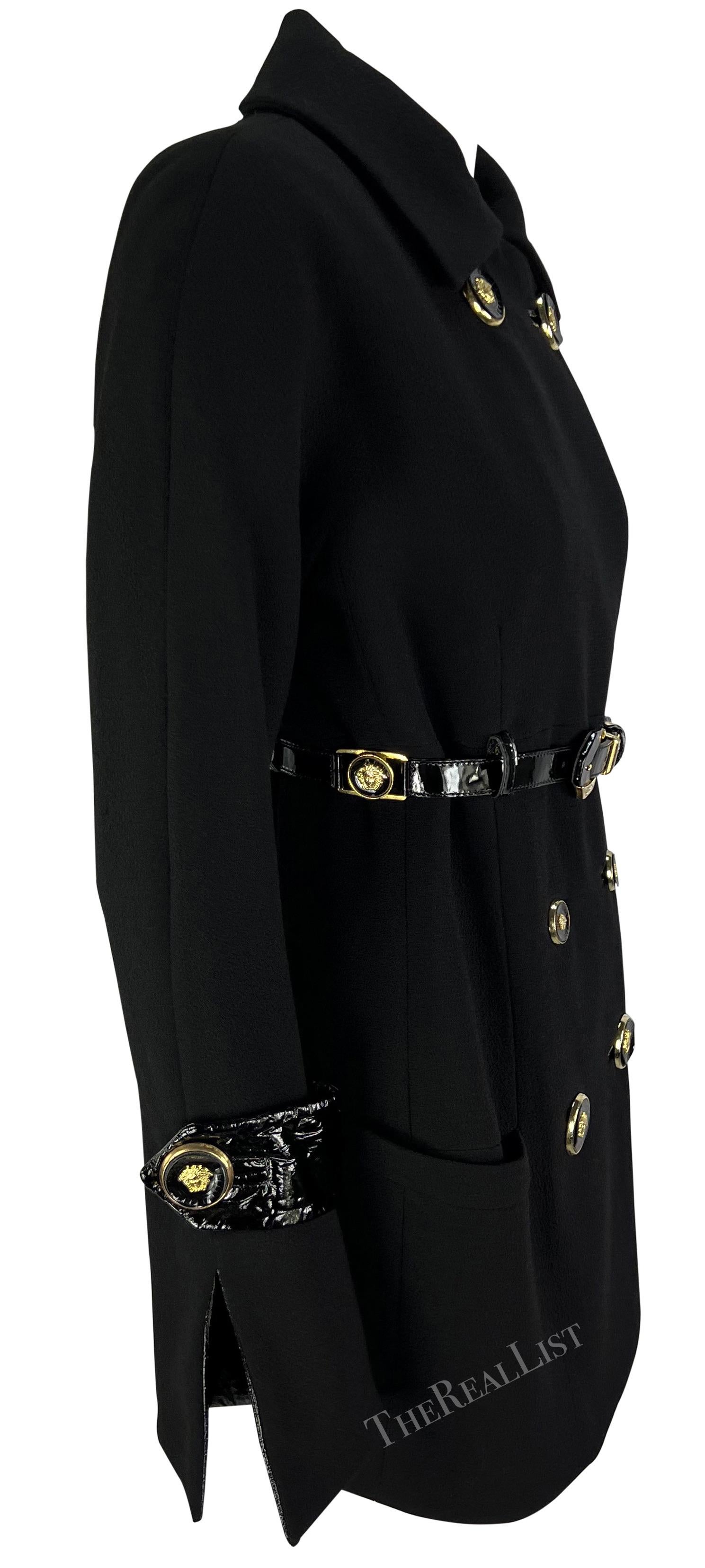 F/W 1994 Gianni Versace Black Patent Leather Belt Gold Medusa Jacket For Sale 2