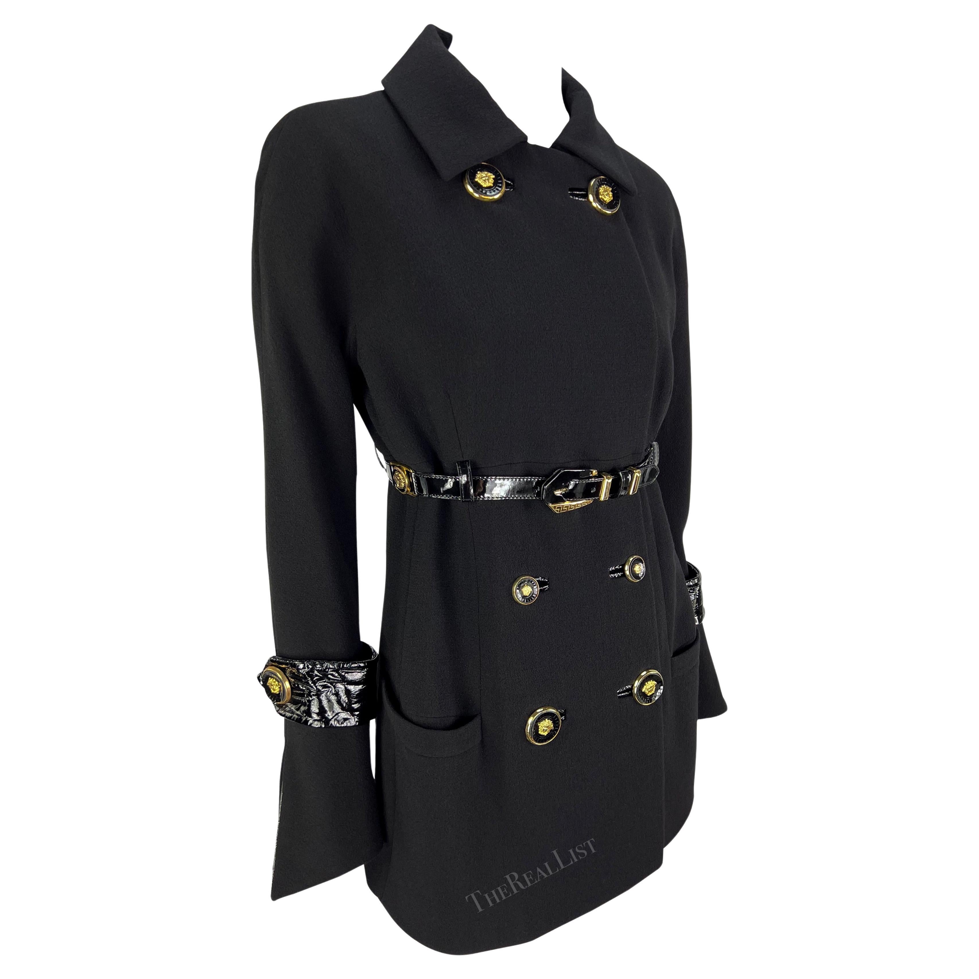 F/W 1994 Gianni Versace Black Patent Leather Belt Gold Medusa Jacket For Sale