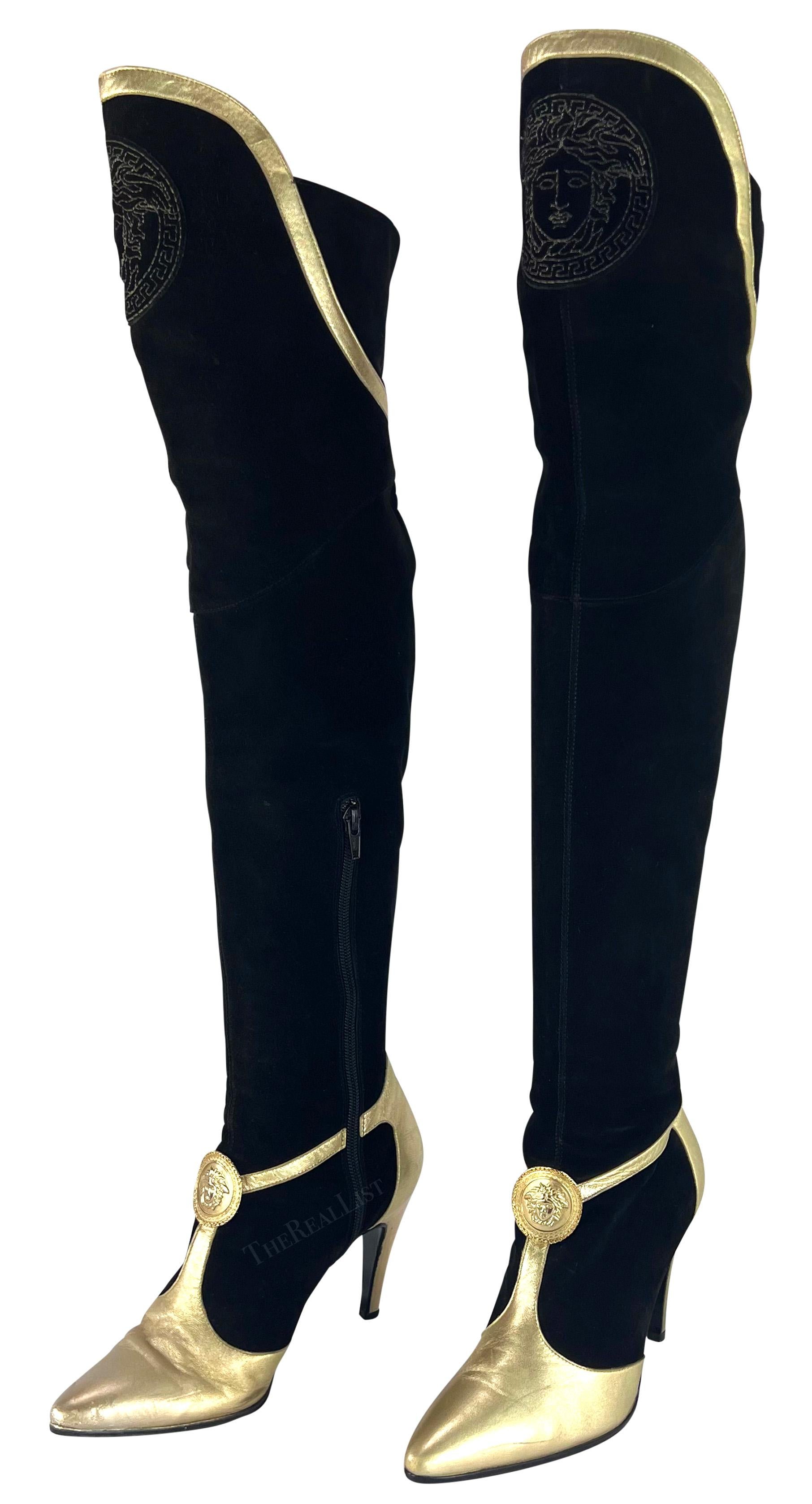F/W 1994 Gianni Versace Runway Ad Noir Suede Gold Leather Heel Boots Size 38 en vente 7