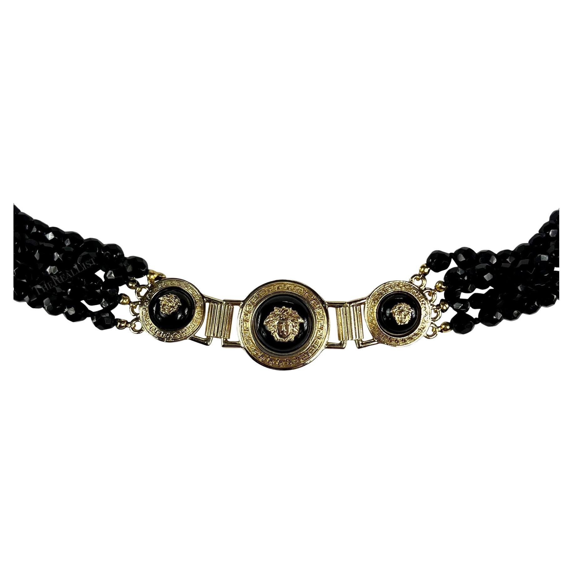 F/W 1994 Gianni Versace Runway Medusa Black Beaded Patent Leather Belt In Excellent Condition For Sale In West Hollywood, CA
