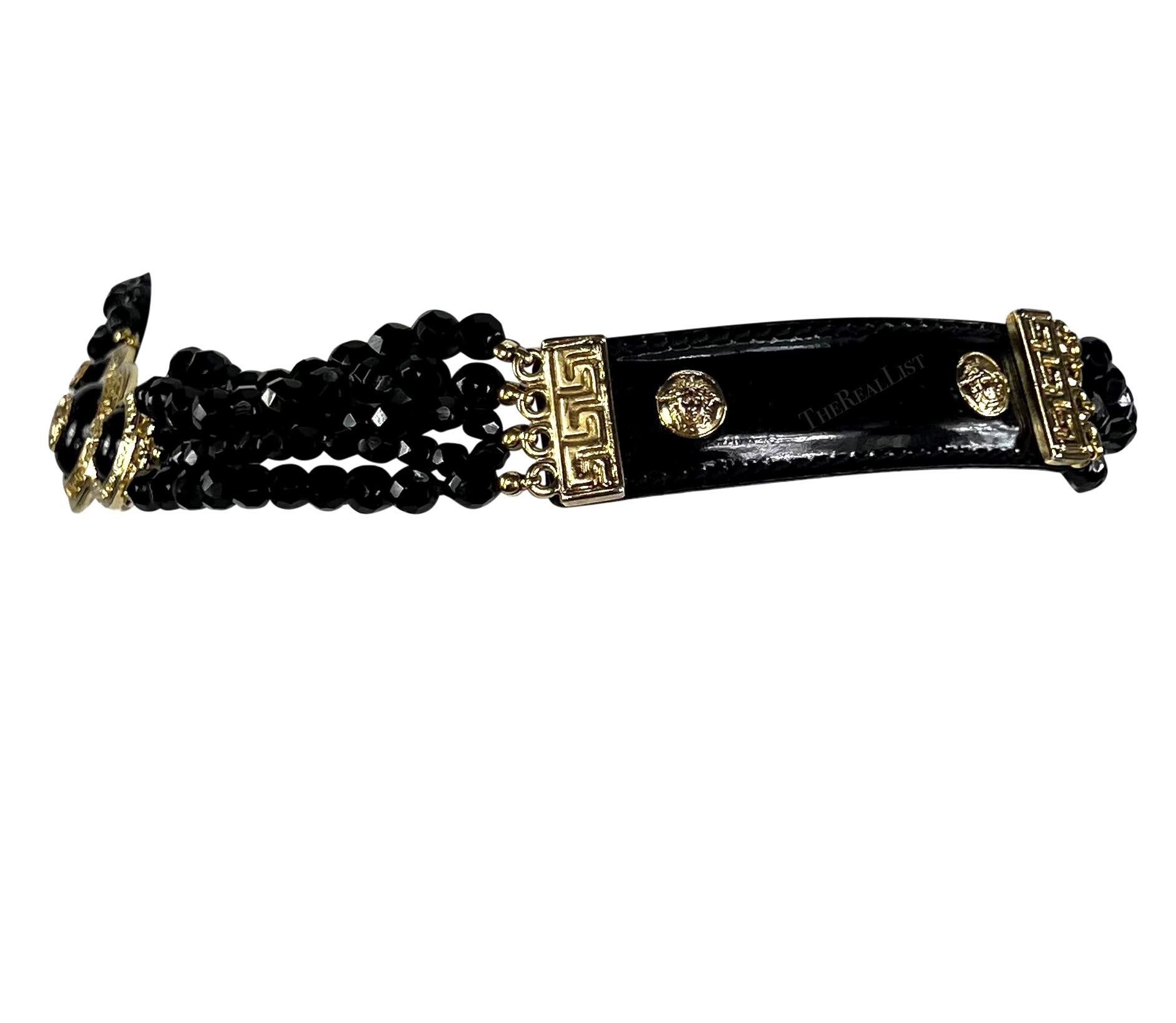 F/W 1994 Gianni Versace Runway Medusa Black Beaded Patent Leather Belt For Sale 1