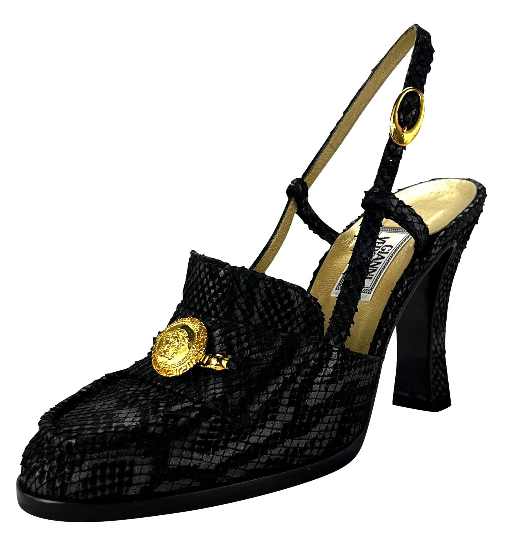 F/W 1994 Gianni Versace Runway Medusa Black Snakeskin Loafer Sling Pump Size 38 For Sale 3