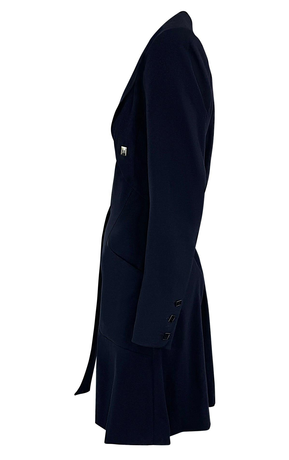 A/I 1994 Karl Lagerfeld - Vestito a cappotto in lana blu, aperto e scollato, in versione A/I 1994 In condizioni ottime in vendita a West Hollywood, CA