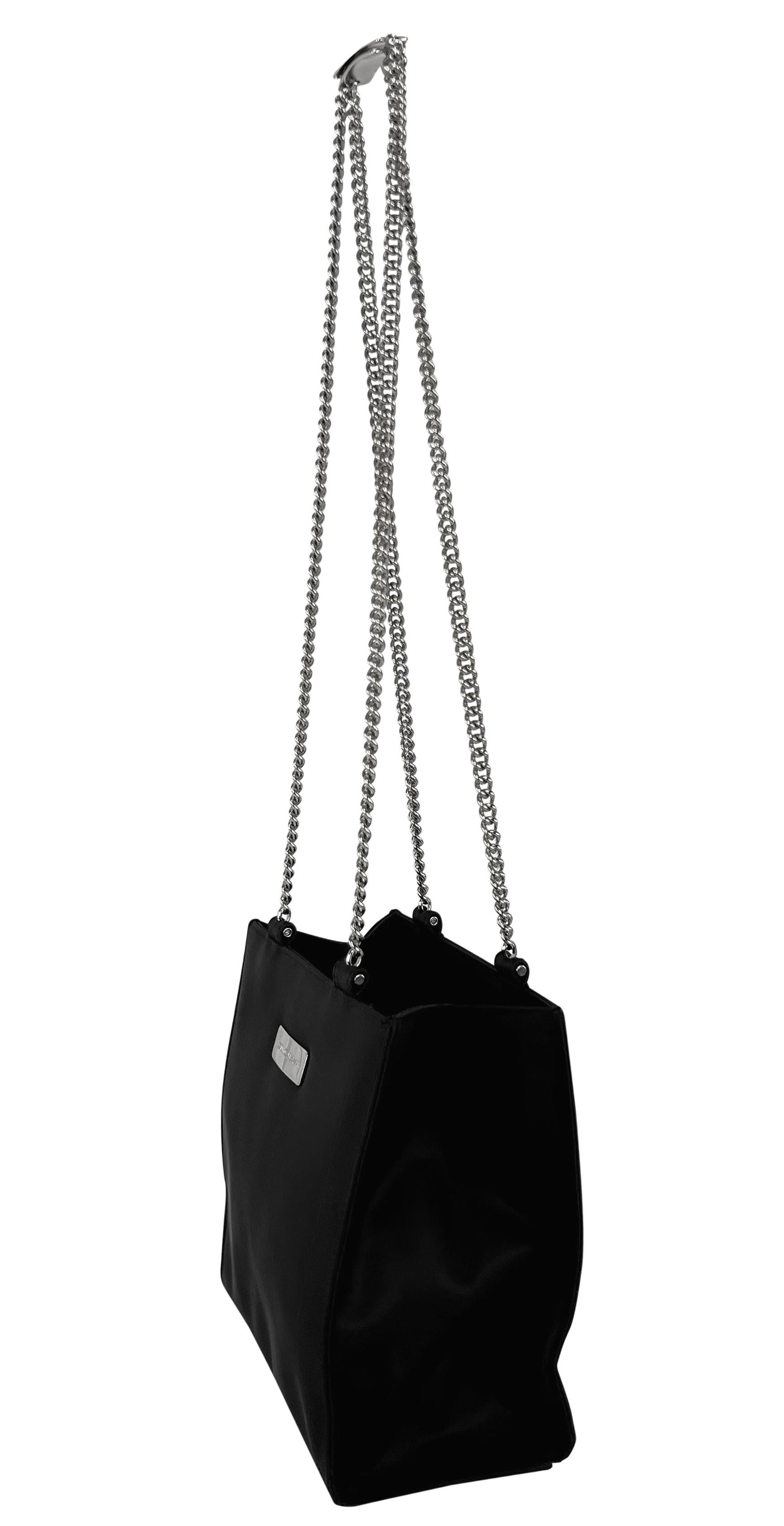 F/W 1995 Dolce & Gabbana Runway ID Bar Logo Chain Black Nylon Shoulder Bag For Sale 7