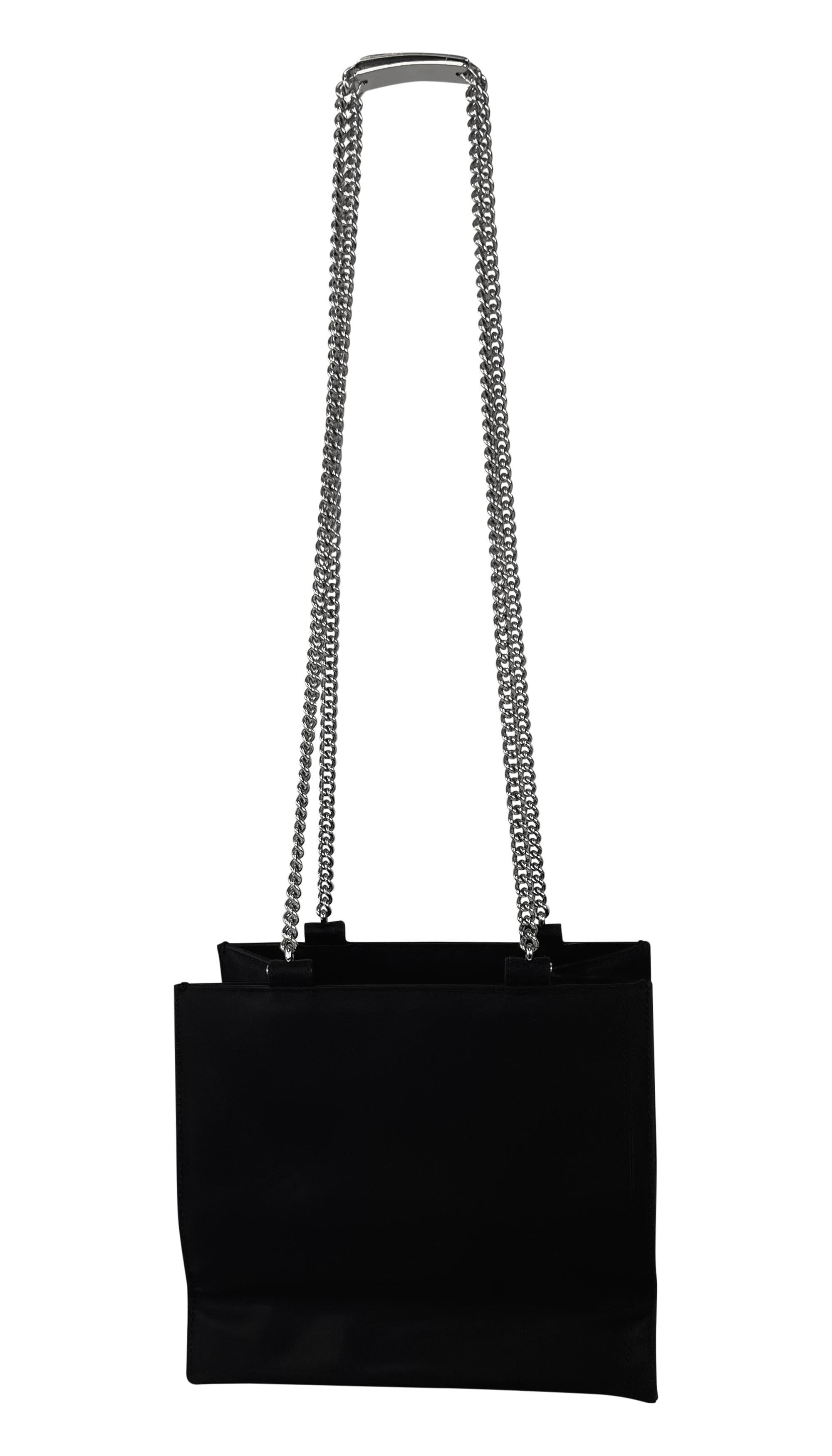 F/W 1995 Dolce & Gabbana Runway ID Bar Logo Chain Black Nylon Shoulder Bag For Sale 8