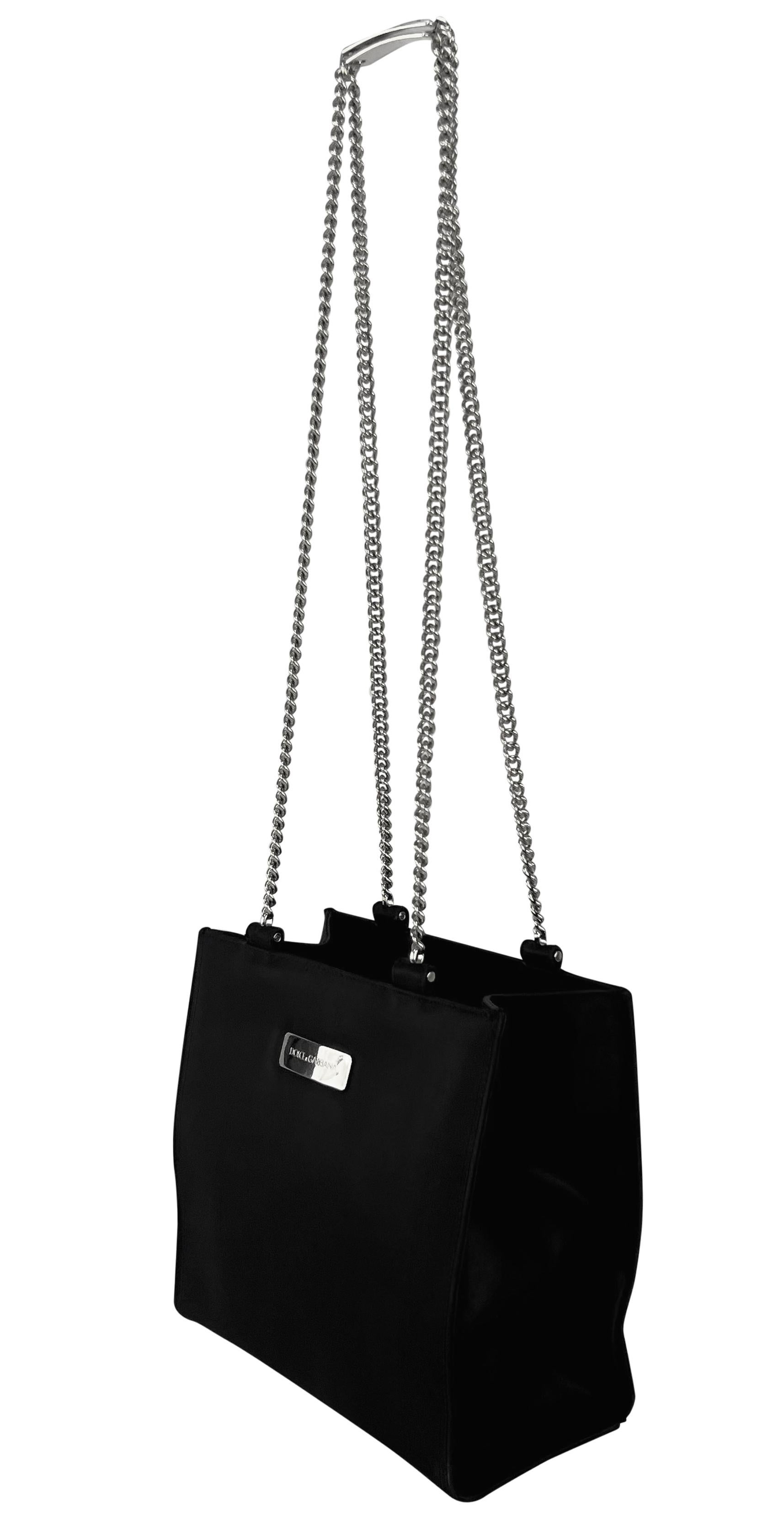F/W 1995 Dolce & Gabbana Runway ID Bar Logo Chain Black Nylon Shoulder Bag For Sale 6