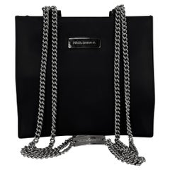 F/W 1995 Dolce & Gabbana Pasarela ID Barra Logo Cadena Bandolera Nylon Negro
