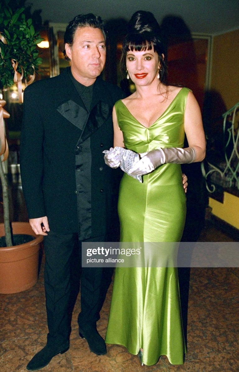 F/W 1995 Gianni Versace Chartreuse Green Silk Gown Dress Runway Documented at 1stDibs | vintage versace green dress, chartreuse green dress, chartreuse silk dress F/W 1995 Gianni Versace Chartreuse Green Silk Gown Dress Runway Documented at 1stDibs | vintage versace green dress, chartreuse green dress, chartreuse silk dress