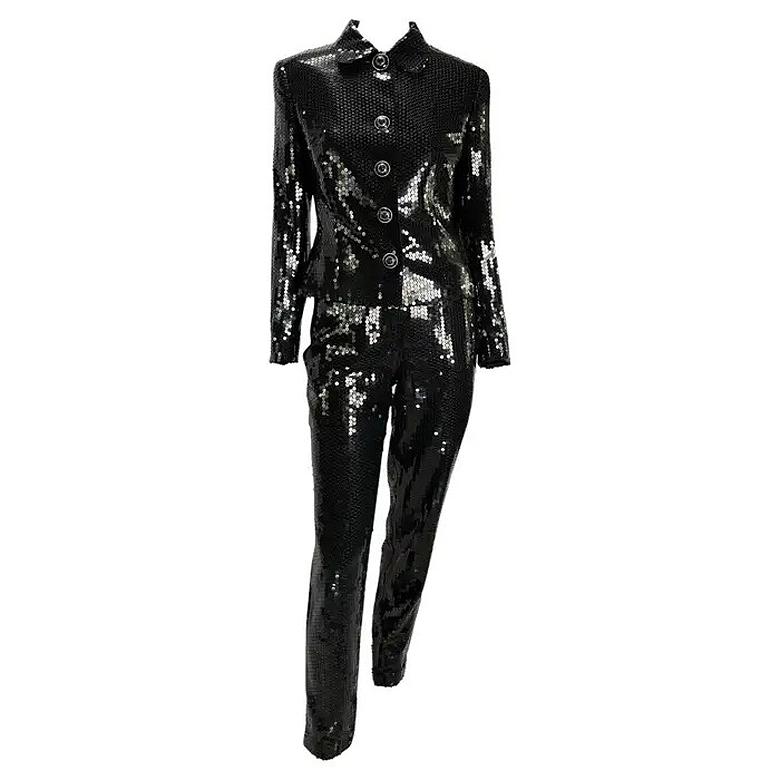 F/W 1995 Gianni Versace Couture Traje pantalón Medusa de lentejuelas negras