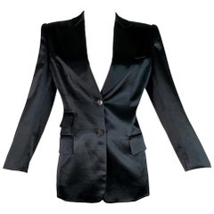 Vintage F/W 1995 Gucci by Tom Ford Black Silk Satin Structured Tuxedo Jacket