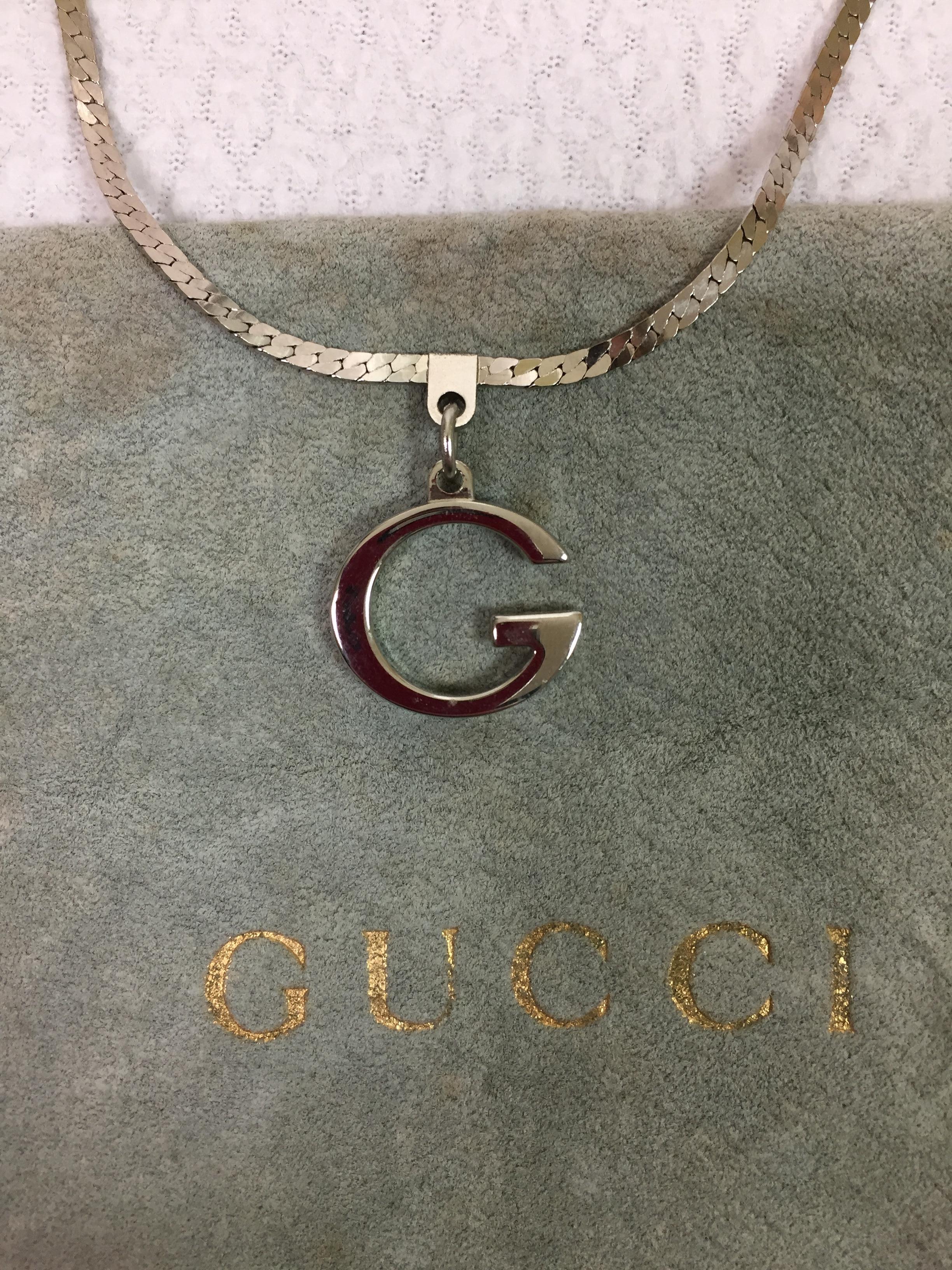 Black F/W 1995 Gucci by Tom Ford Runway Silver G Logo Belt Necklace