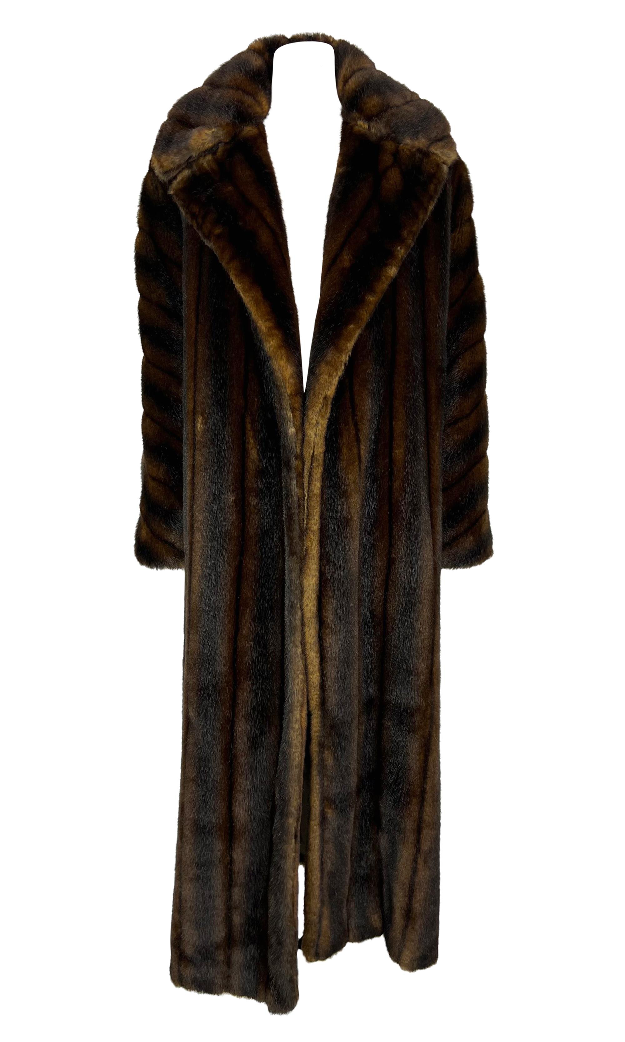 F/W 1995 Ralph Lauren Runway Faux Sable Mink Fur Belted Oversized Coat In Excellent Condition In West Hollywood, CA