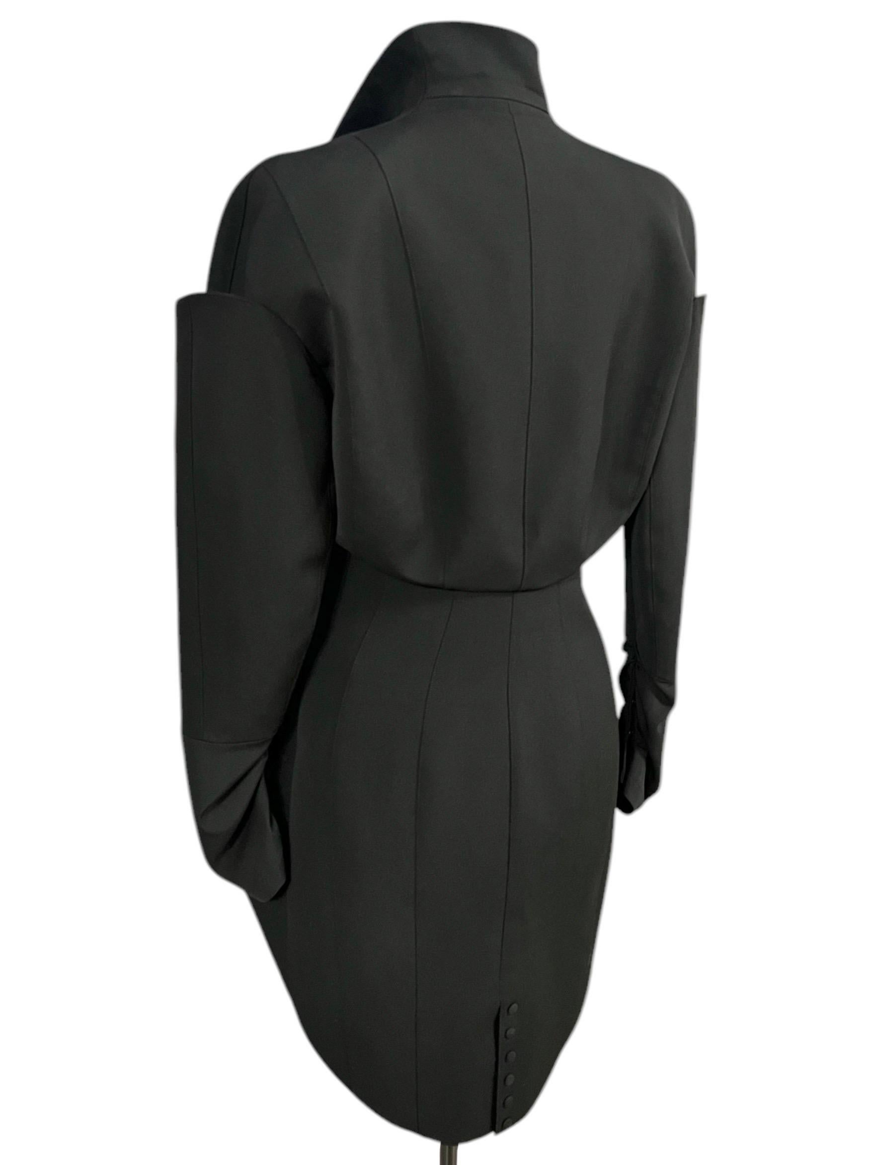F/W 1995 Thierry Mugler Black Iconic Sculptural Archival Runway Jacket For Sale 10