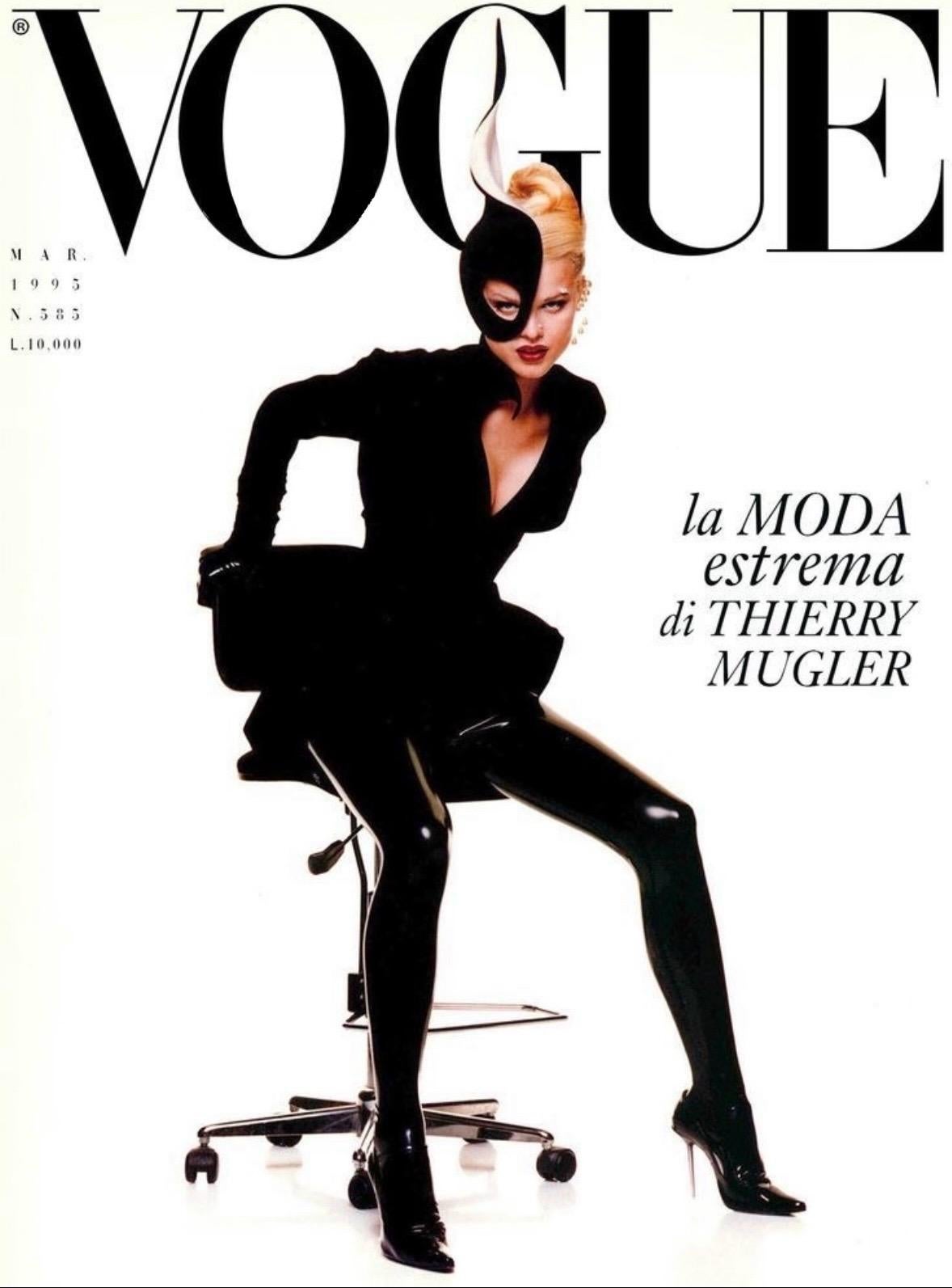 F/W 1995 Thierry Mugler Runway Ad Mini Skirt Sculptural Black Suit Velvet Trim For Sale 6