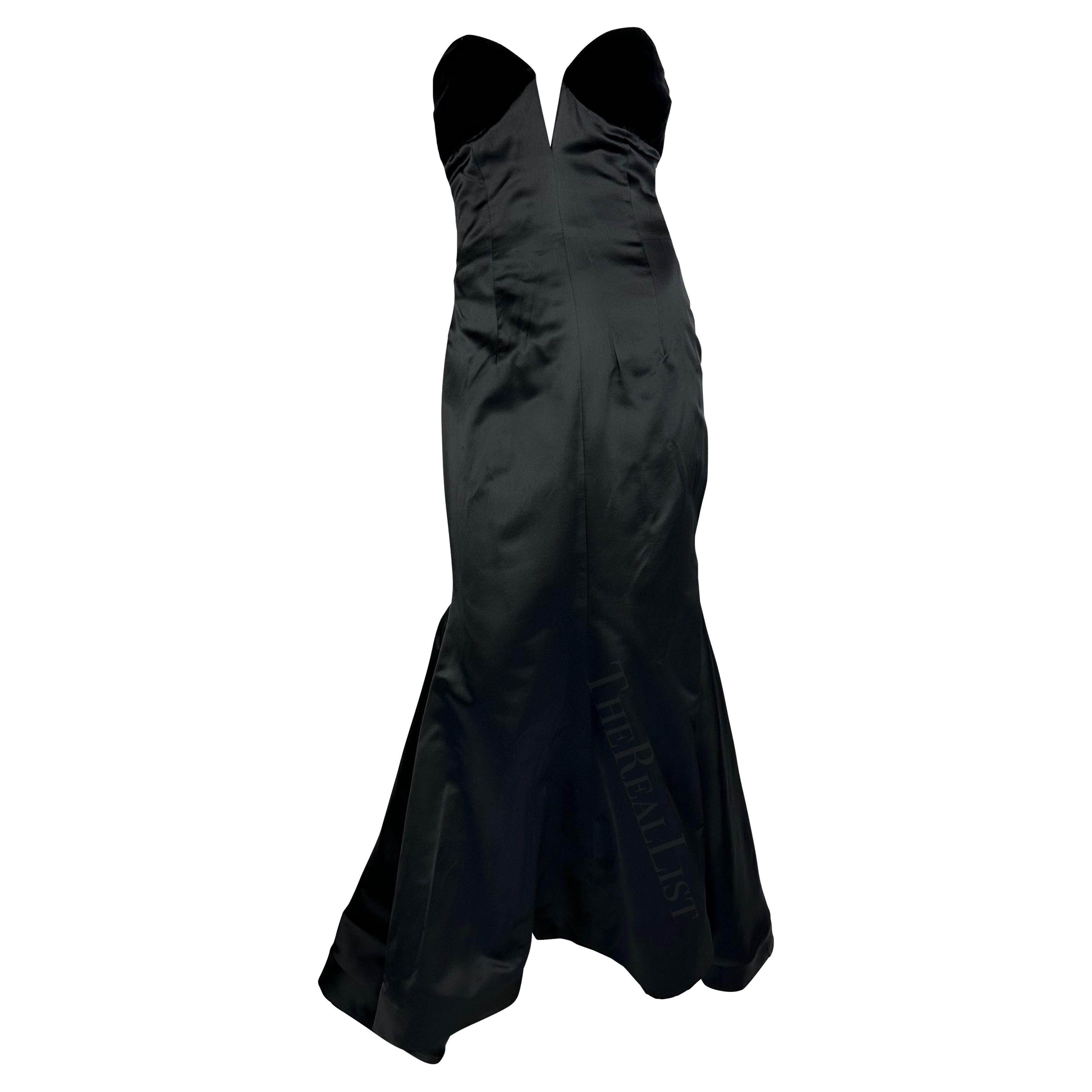 F/W 1995 Valentino Garavani Runway Black Satin Velvet Plunging Bust Gown For Sale