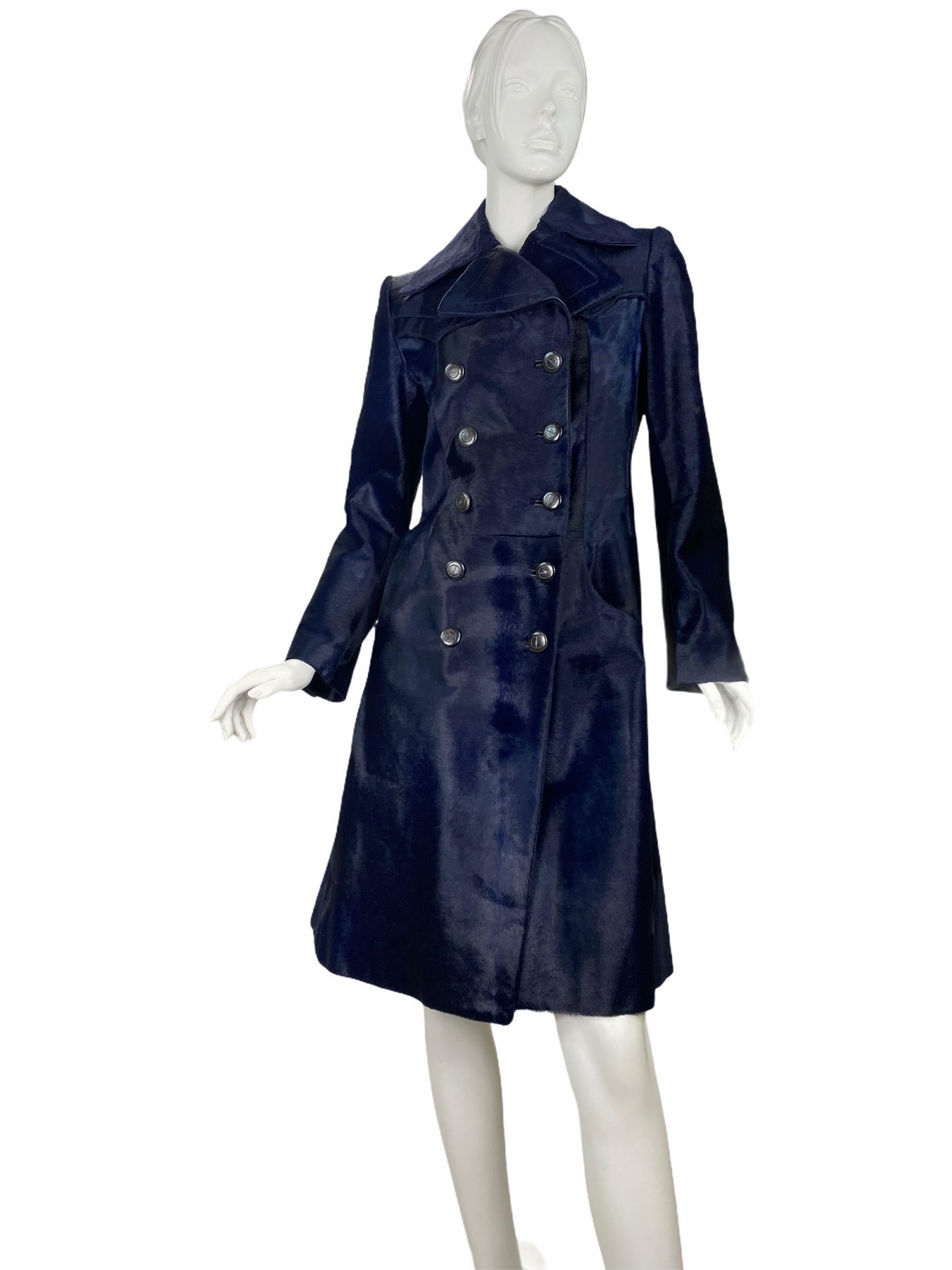 F/W 1995 VINTAGE  TOM FORD for GUCCI RUNWAY COAT

RARE FIND! 

Dark blue cowhide

IT 38 
shoulders 15 1/2