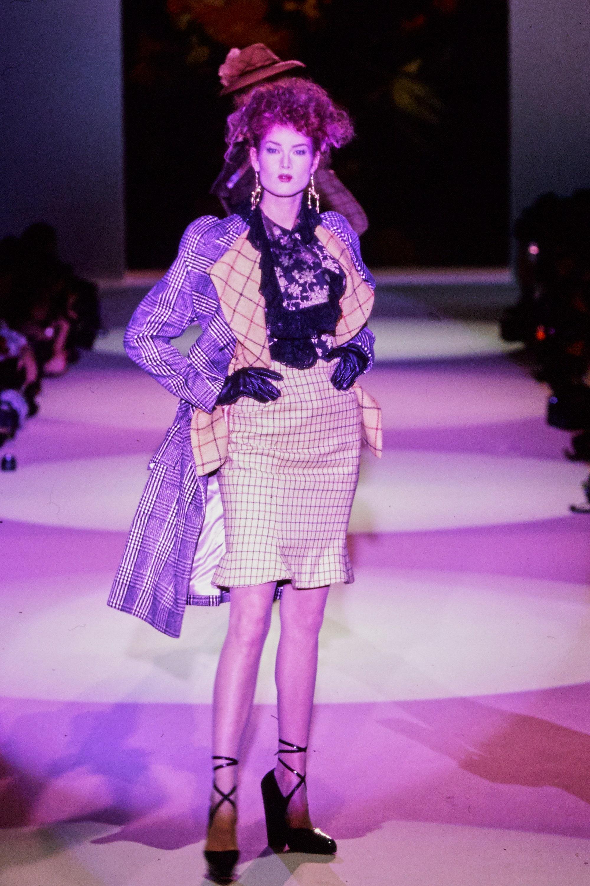 F/W 1995 Vivienne Westwood Runway Gold Black Jacquard Shirt For Sale 2