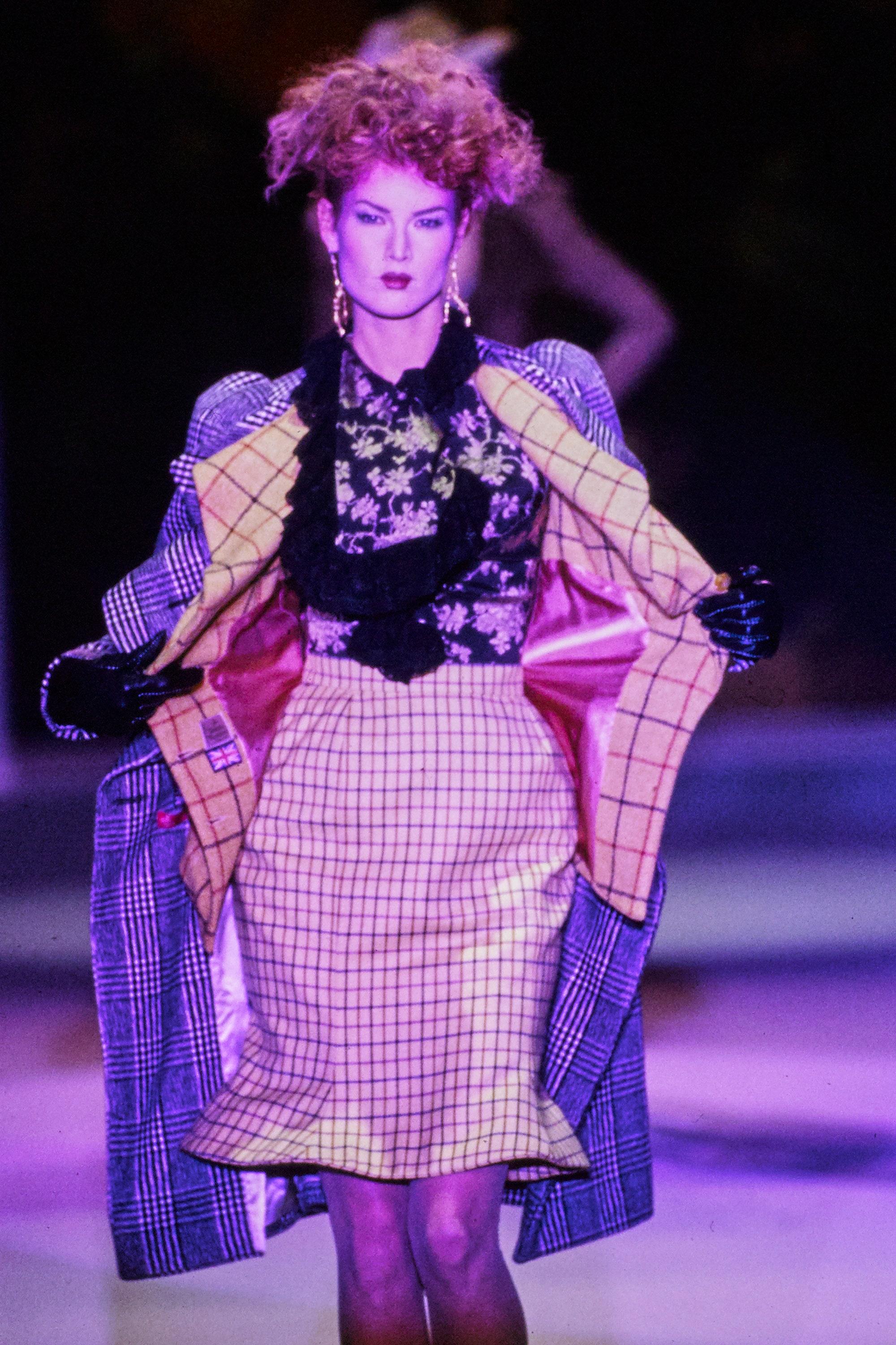 F/W 1995 Vivienne Westwood Runway Gold Black Jacquard Shirt For Sale 4