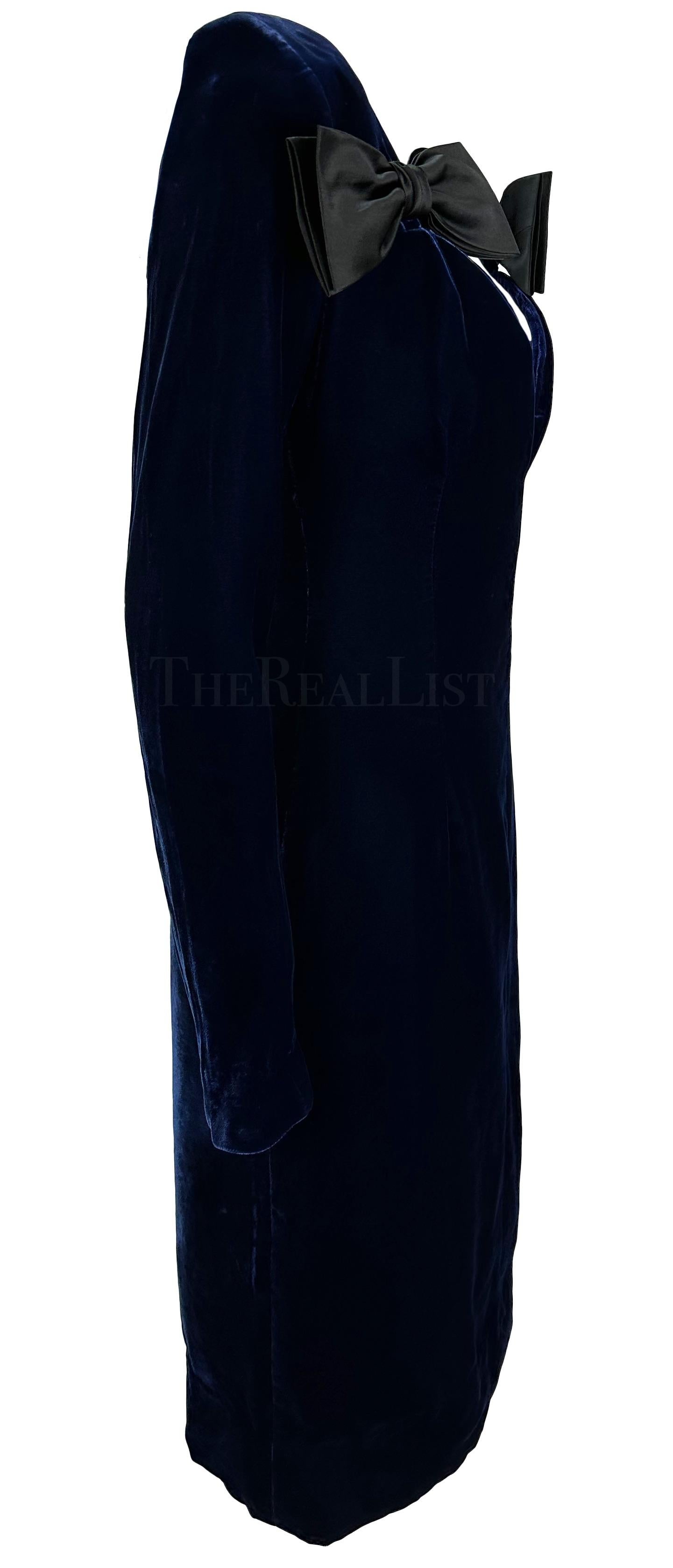 F/W 1995 Yves Saint Laurent Runway Deep Blue Velvet Plunging Bow Mini Dress For Sale 4