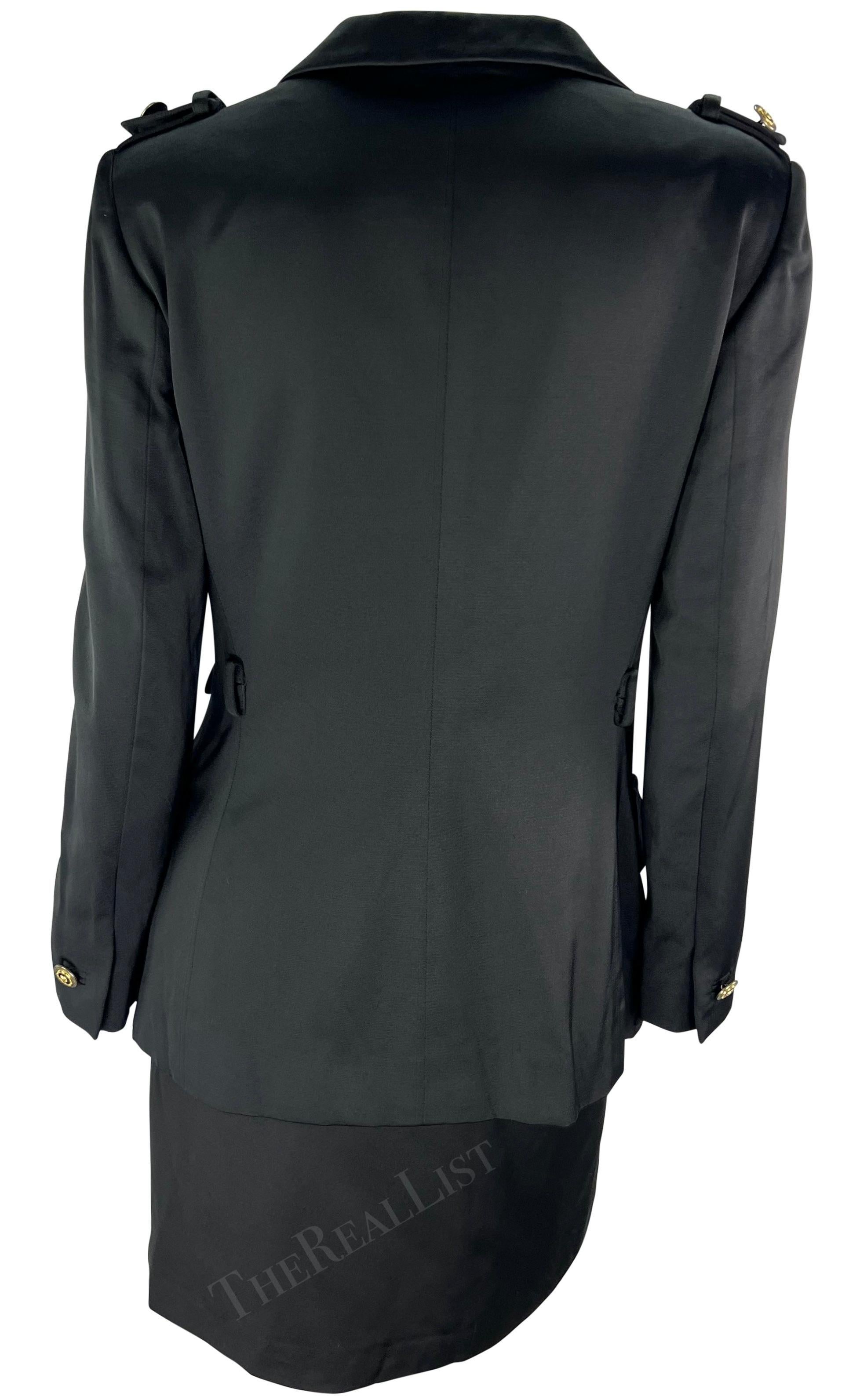 Gianni Versace A/I 1996 - Completo con gonna militare nera In condizioni ottime in vendita a West Hollywood, CA