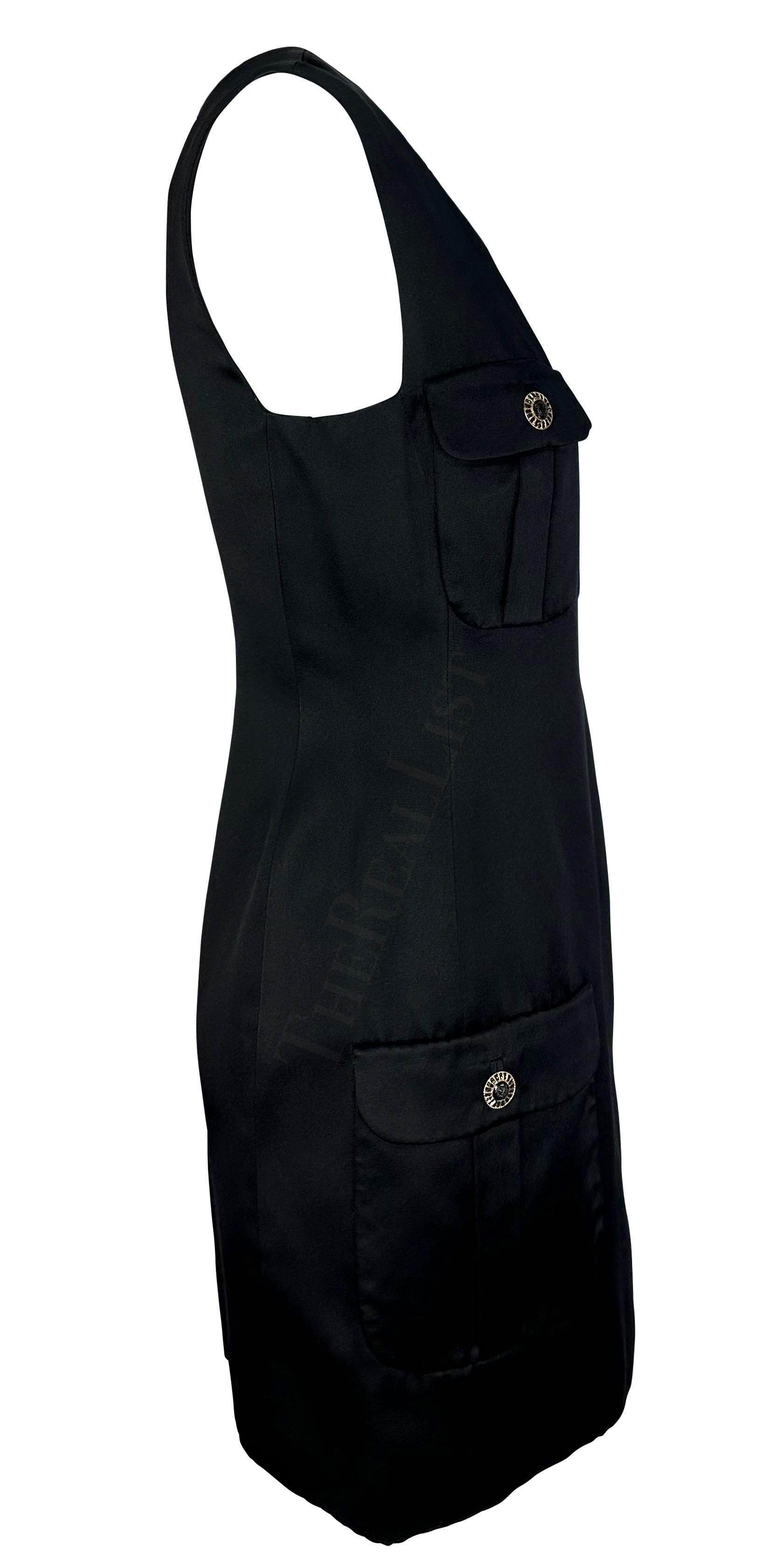 F/W 1996 Gianni Versace Rhinestone Medusa Pocket Black Satin Mini Dress en vente 3