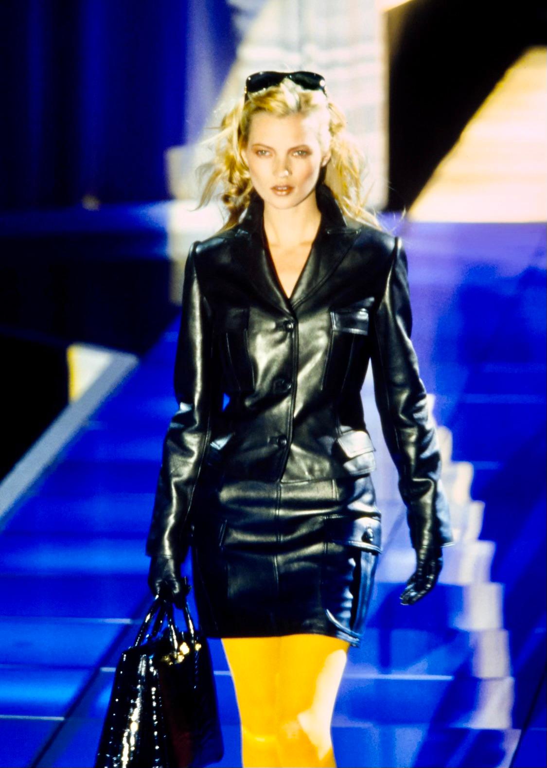 Women's F/W 1996 Gianni Versace Runway Black Leather Medusa Pocket Mini Skirt For Sale