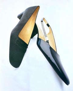 F/W 1996 Gucci by Tom Ford Beaded 'G' Logo Black Satin Evening Pumps Size 8.5 B