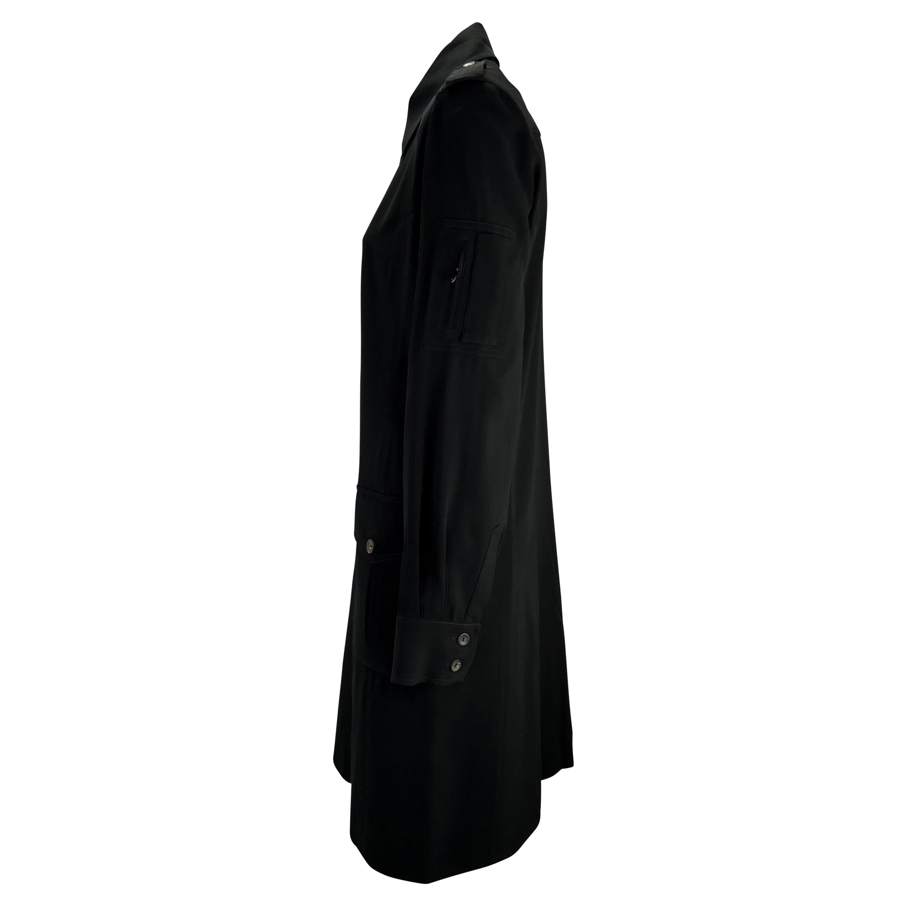 Noir Robe de poche militaire noire Gucci by Tom Ford, A/H 1996 en vente