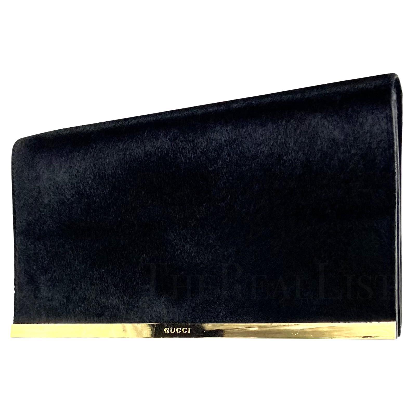 F/W 1996 Gucci by Tom Ford Black Pony Hair Fold-Over Clutch In Excellent Condition For Sale In West Hollywood, CA