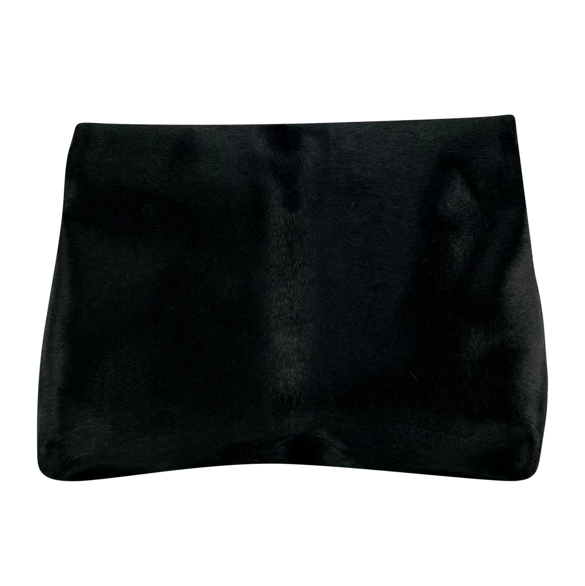 F/W 1996 Gucci by Tom Ford Black Pony Hair Oversized Runway Shoulder Bag For Sale 12
