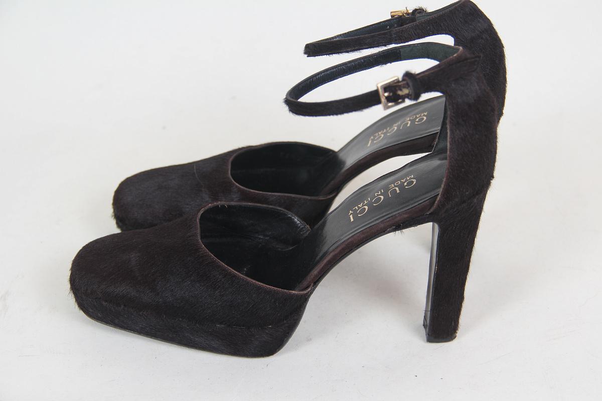 F/W 1996 Gucci by Tom Ford Brown Pony Hair (poils de poney)  Talons en vente 3