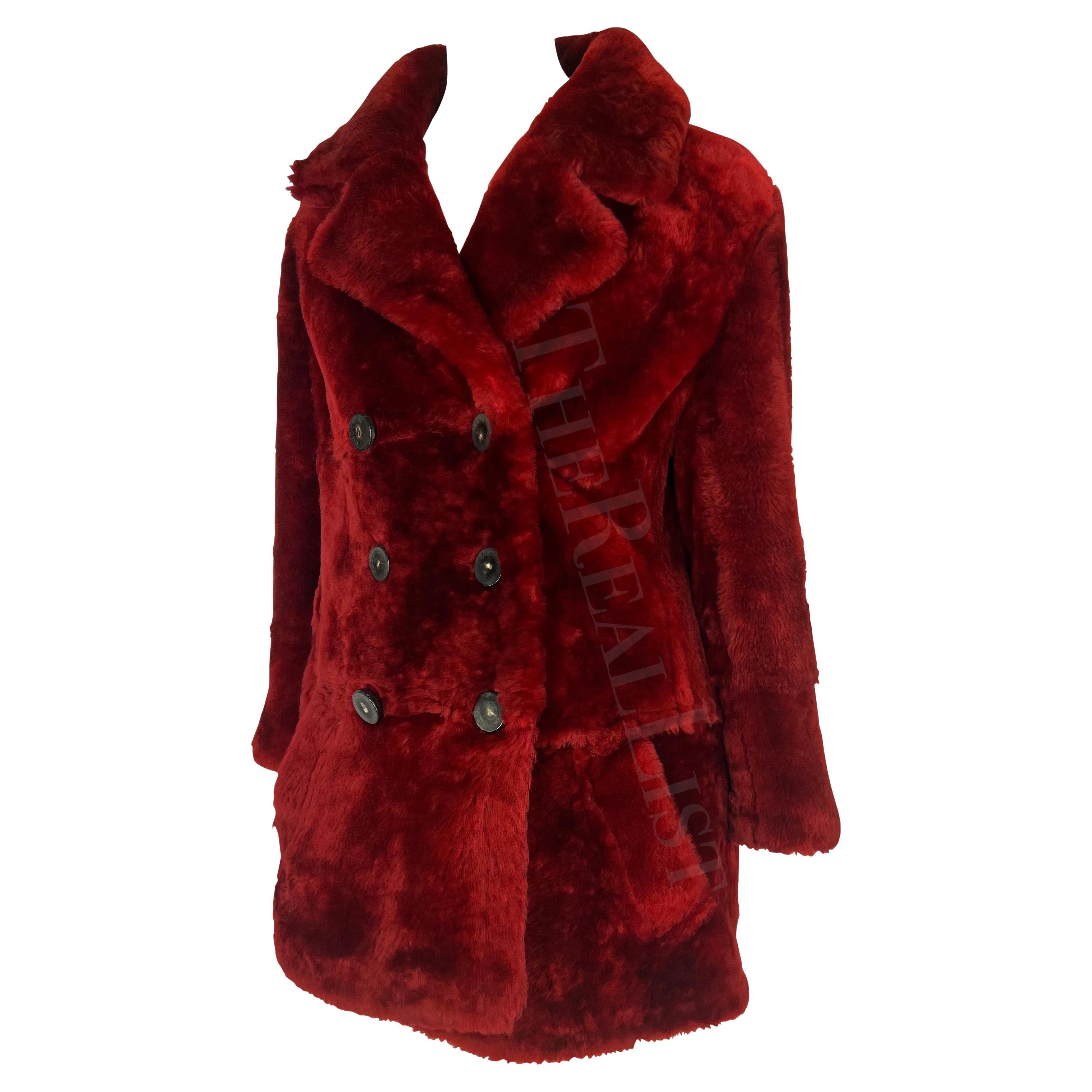 F/W 1996 Gucci by Tom Ford Deep Red Double Breasted Shearling Coat In Excellent Condition For Sale In West Hollywood, CA