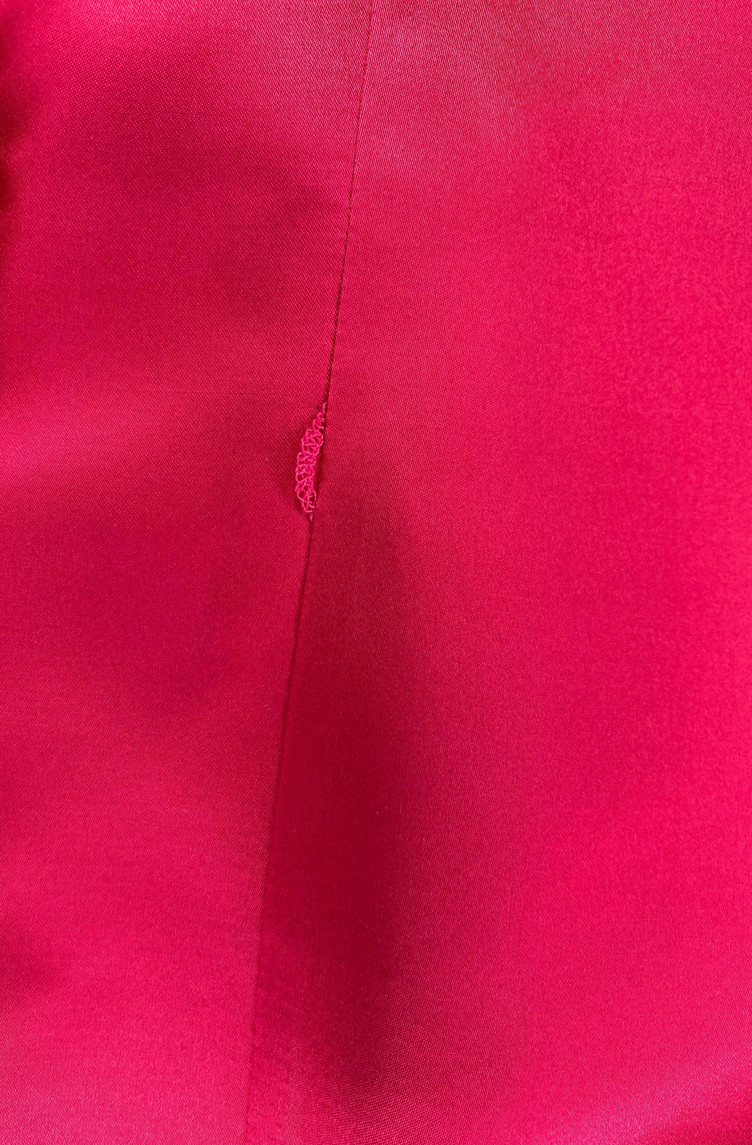 F/W 1996 Gucci by Tom Ford Hot Pink Silk Button Up Epaulette Military Top In Excellent Condition For Sale In West Hollywood, CA