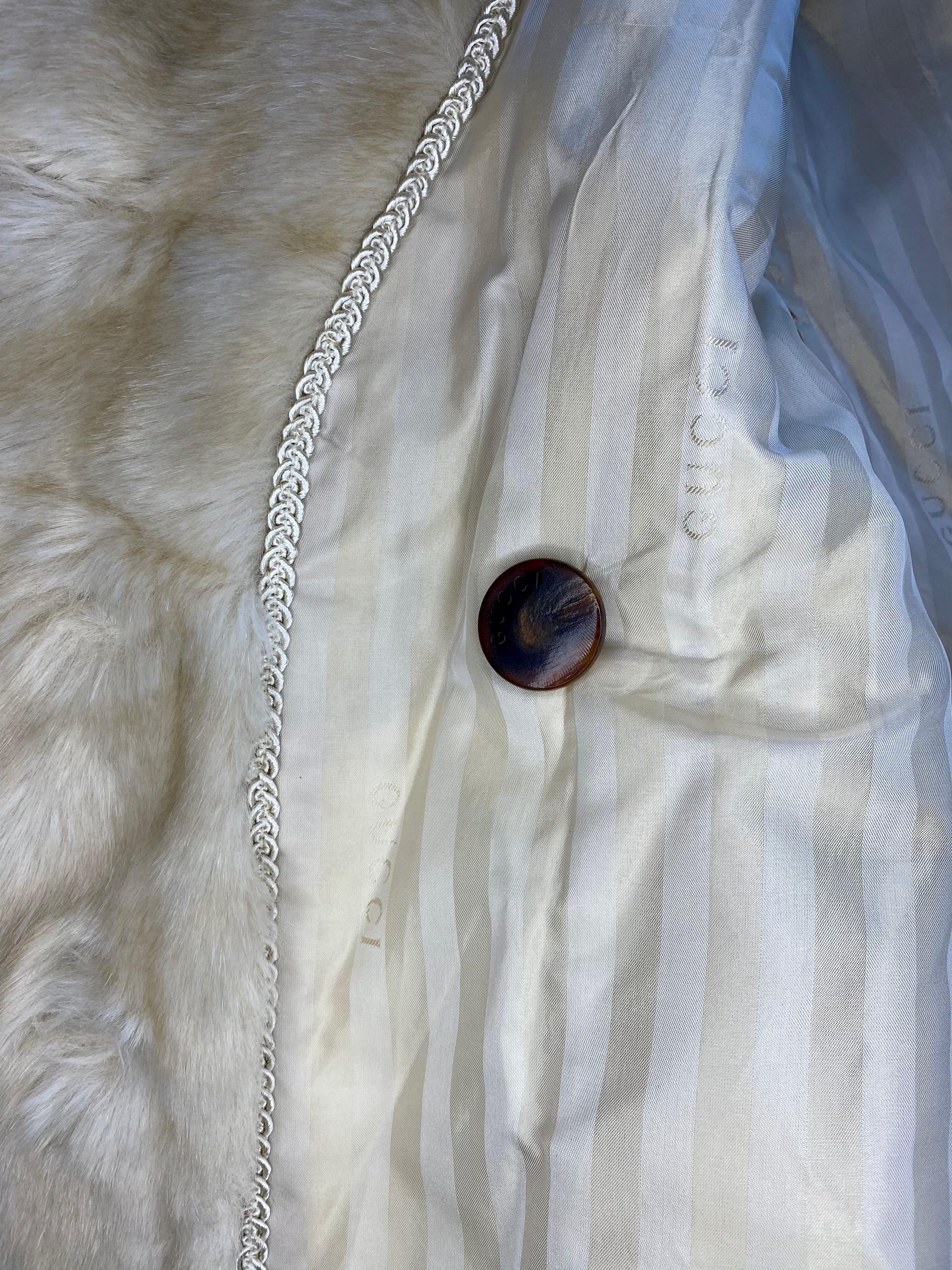Brown F/W 1996 Gucci by Tom Ford Kate Moss Runway Cream Faux Fur Coat